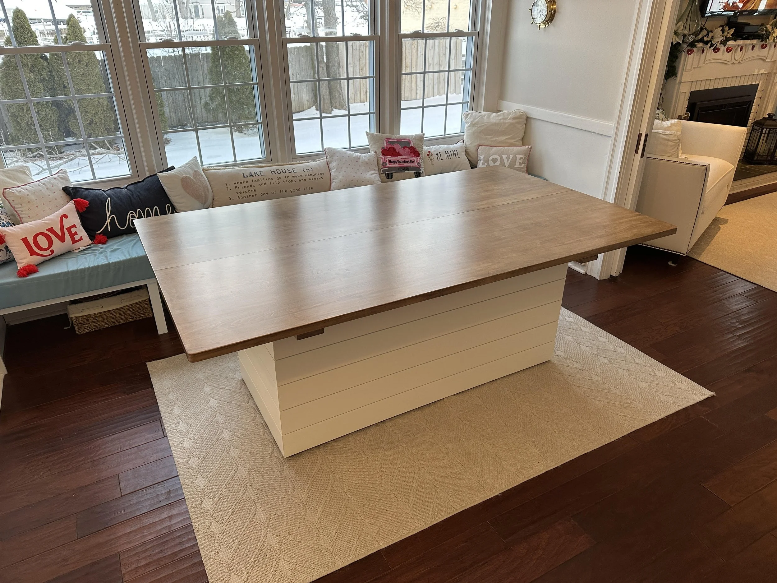 expandingtable1.jpg