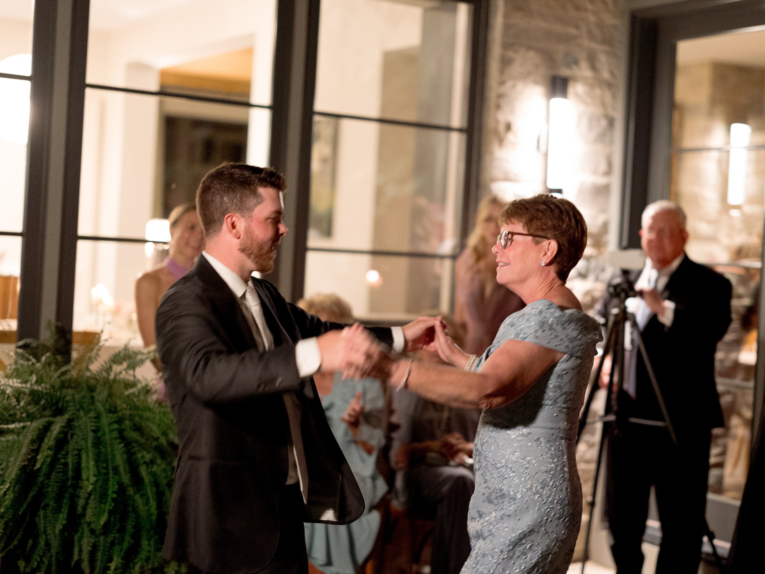 hinsdale_wedding-0042.jpg