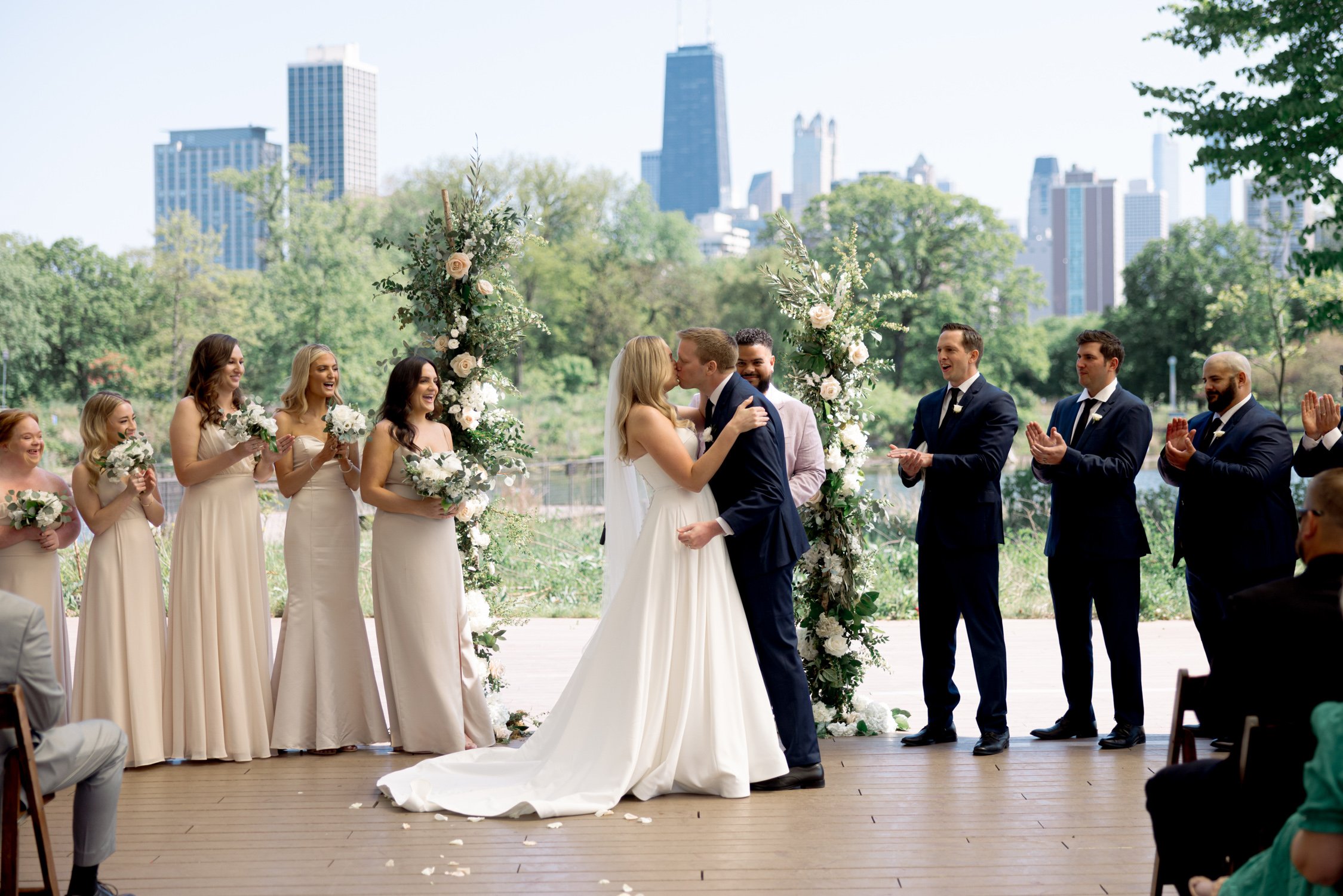 salvatores-wedding-film-photographer-0056.jpg