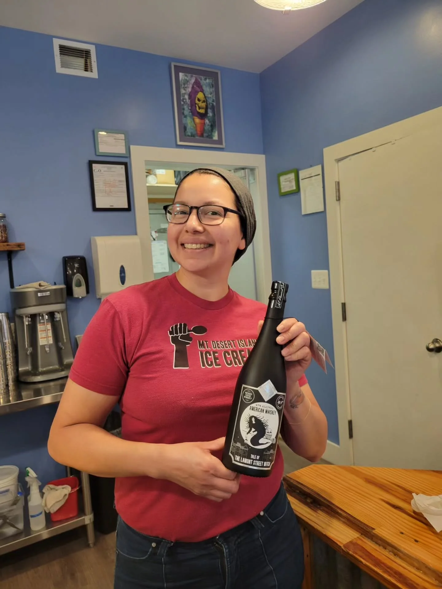Here's the scoop! 🍧 You can get delicious Mt. P Craft Spirits-infused sorbets at @mdiicecreamdc! Try their &quot;Paloma&quot; featuring our La Manplesa agave spirit, and their &quot;Cosmopolitan&quot; featuring our Pukfuten vodka.

And something is 