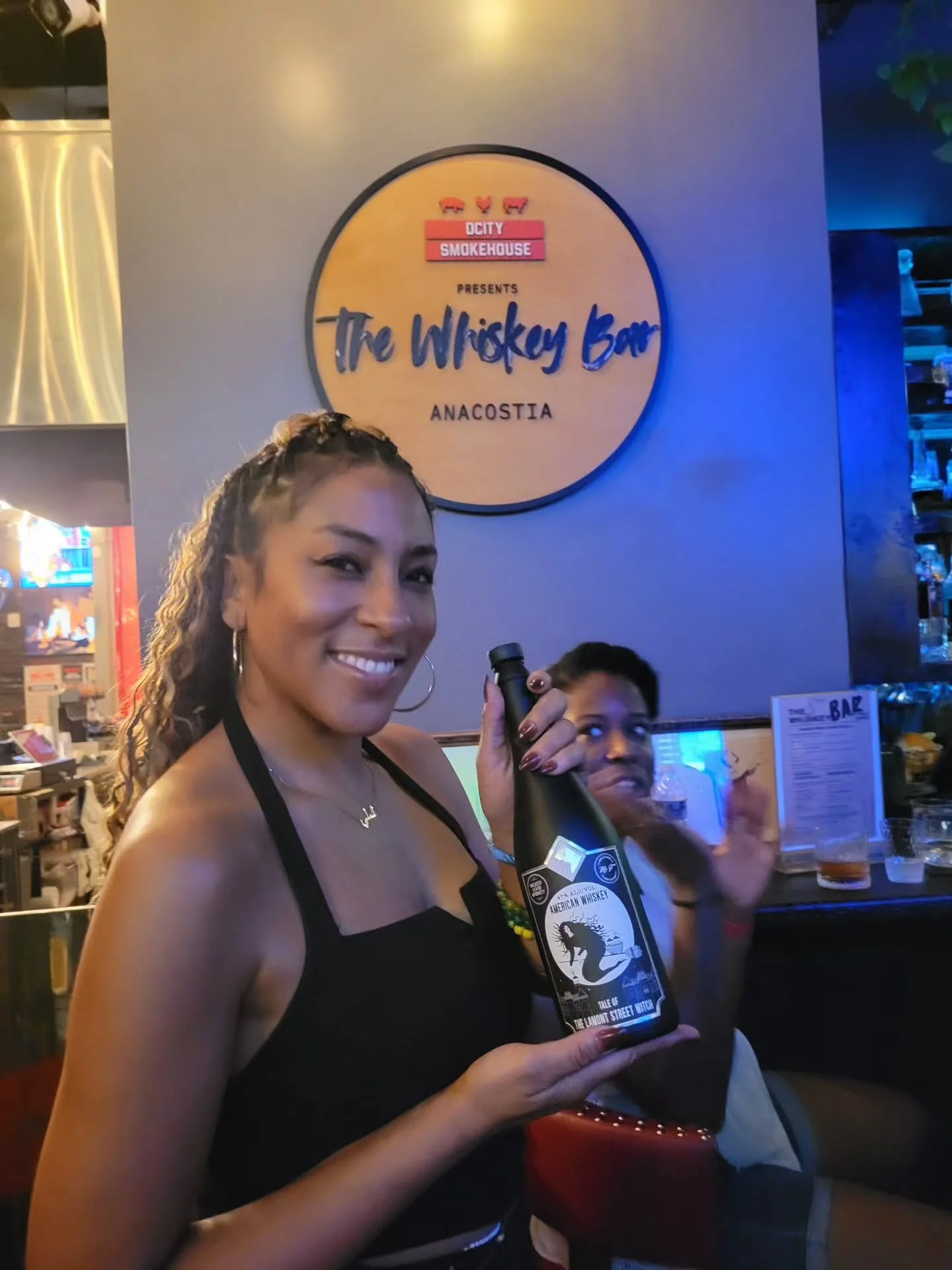 The witch Delilah Covenwood has landed in Anacostia, welcomed by Ashley here at @thewhiskeybaranacostia! 🧹🥃 

Stop by to taste Mt. P's latest batch, The Tale of Lamont Street Witch!

#Whiskey #Anacostia #DCWhiskey #MtPCraftSpirits