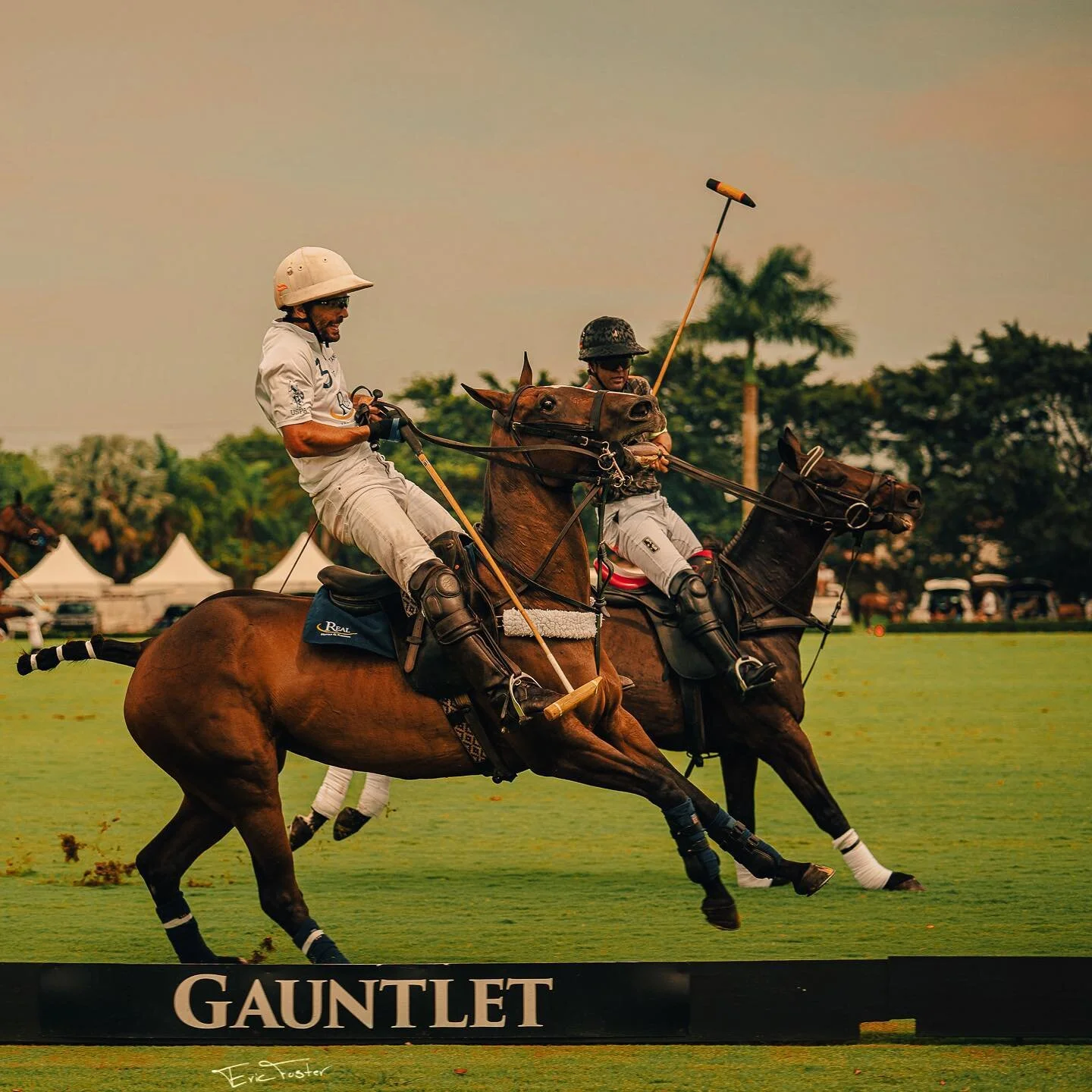 Old but Gold pt. II ๐
Honestly love how my Sony A1 just brings out the colors!
.
.
.
#sonyalpha #sonyalphasclub #sonyalphacollective #polophotography #throwbackthursday #polosport #cinegrams #sonya1 #sonyalpha1