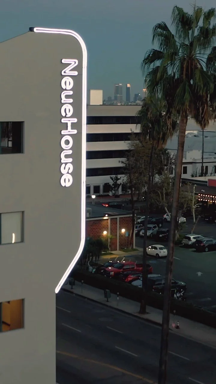 NeueHouse Hollywood Aerials.
#cinematicvideo #cinematiclook #cinegrams #westhollywood #visitlosangeles #aerialvideo