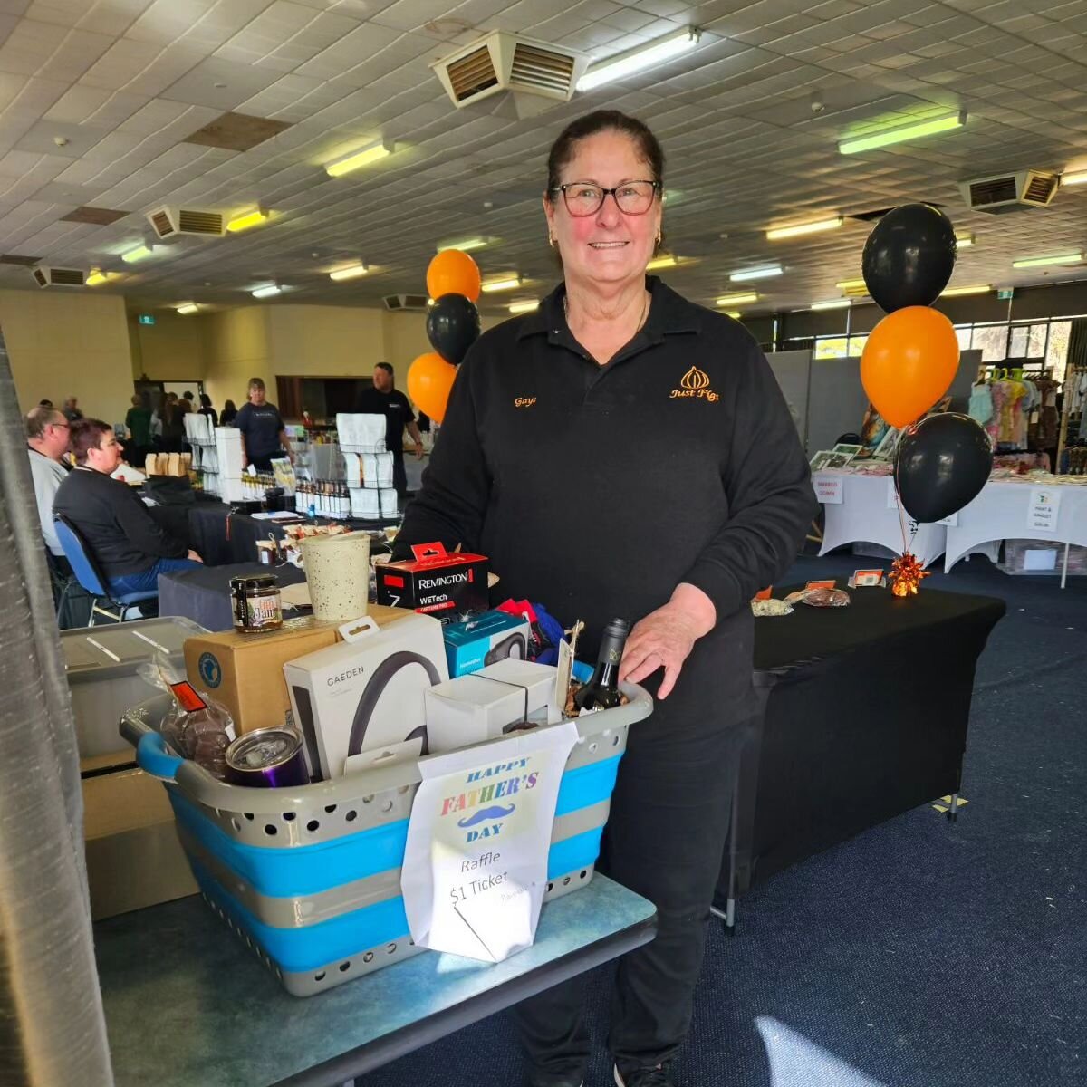 Thank you to @leadingappliances for holding a raffle and stores for donating gifts..... funds raise will go towards assisting an agricultural traineeship in the district.  Congratulations to our winner Gaye...