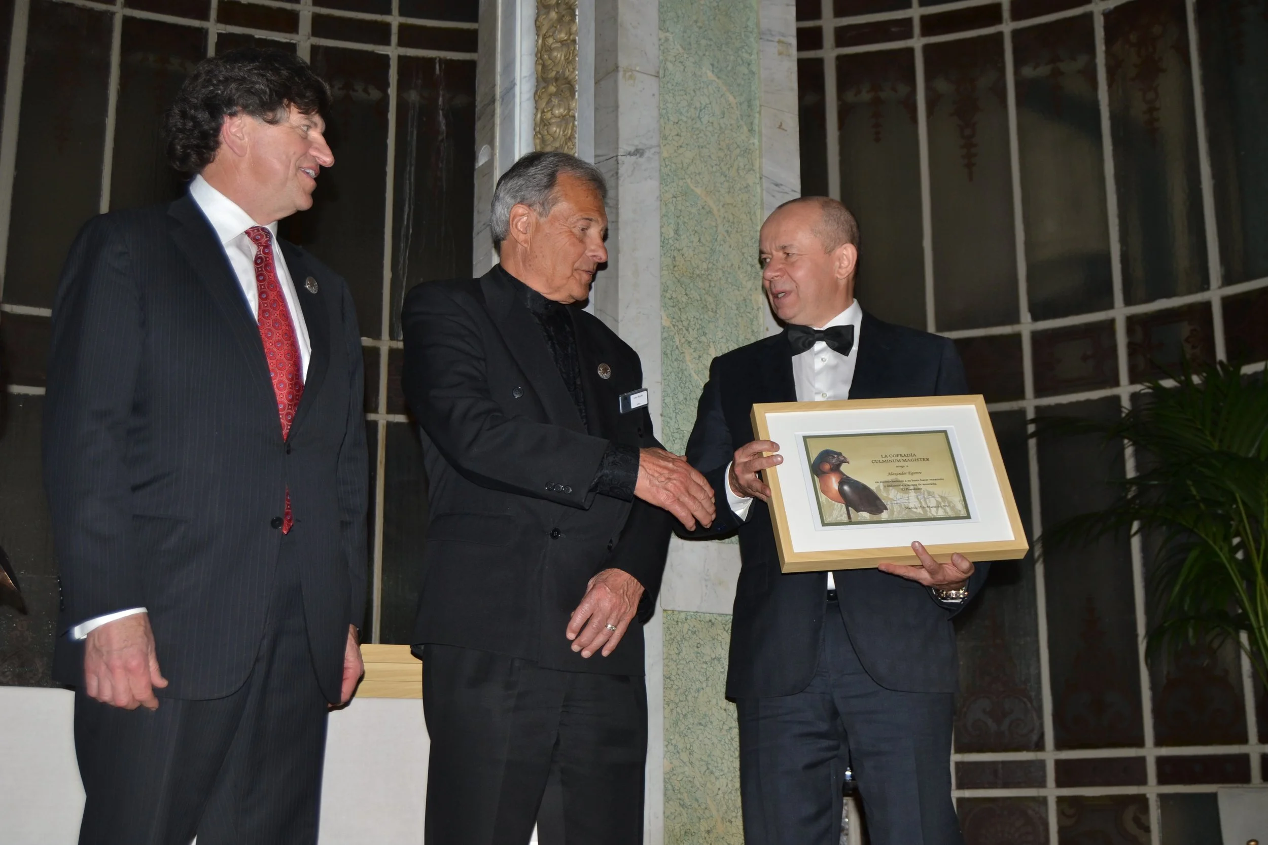 COFRADE MARIO MIGUELAÑEZ A TITULO POSTUMO.JPG