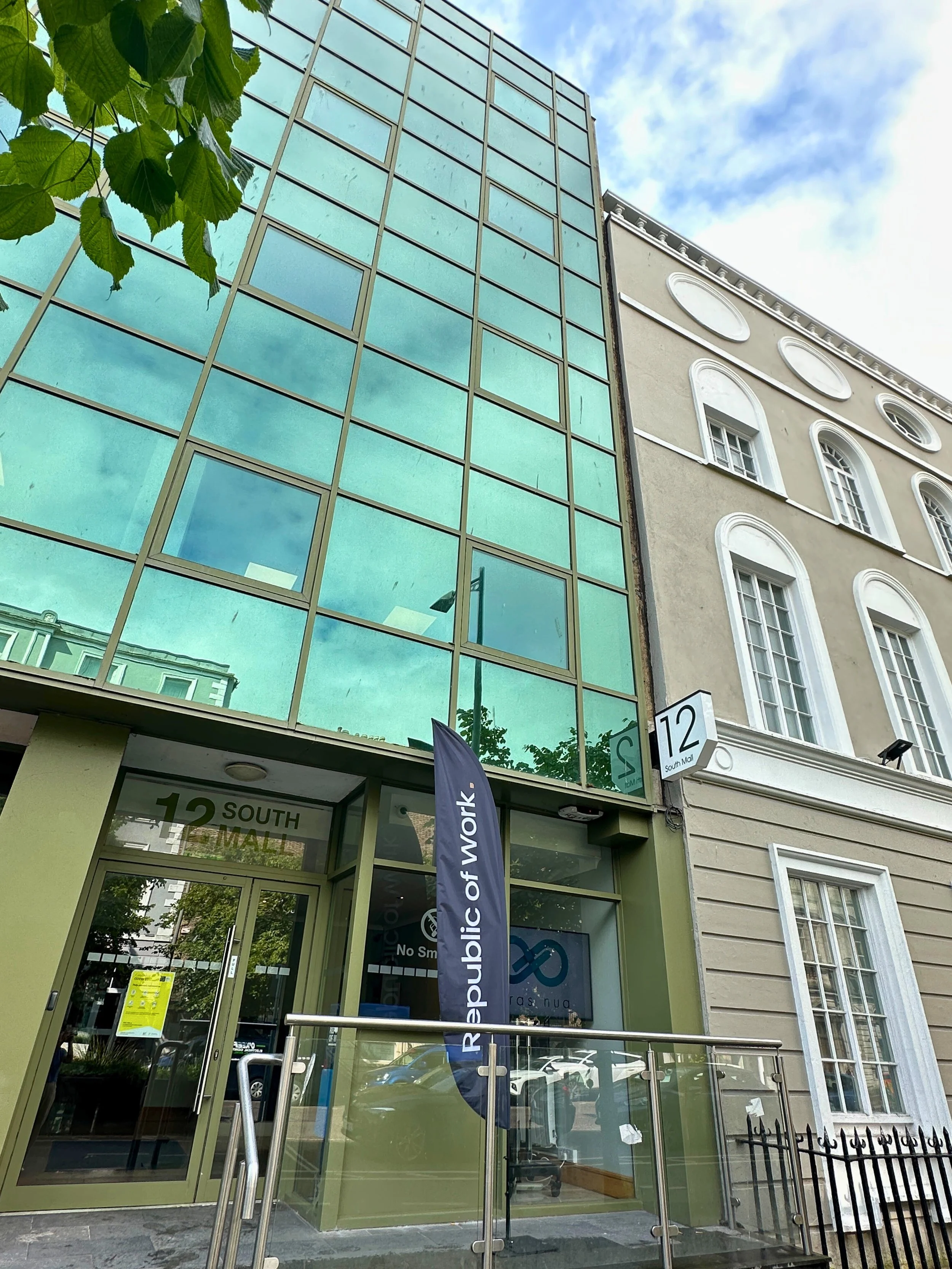 The outside of Republic of Work