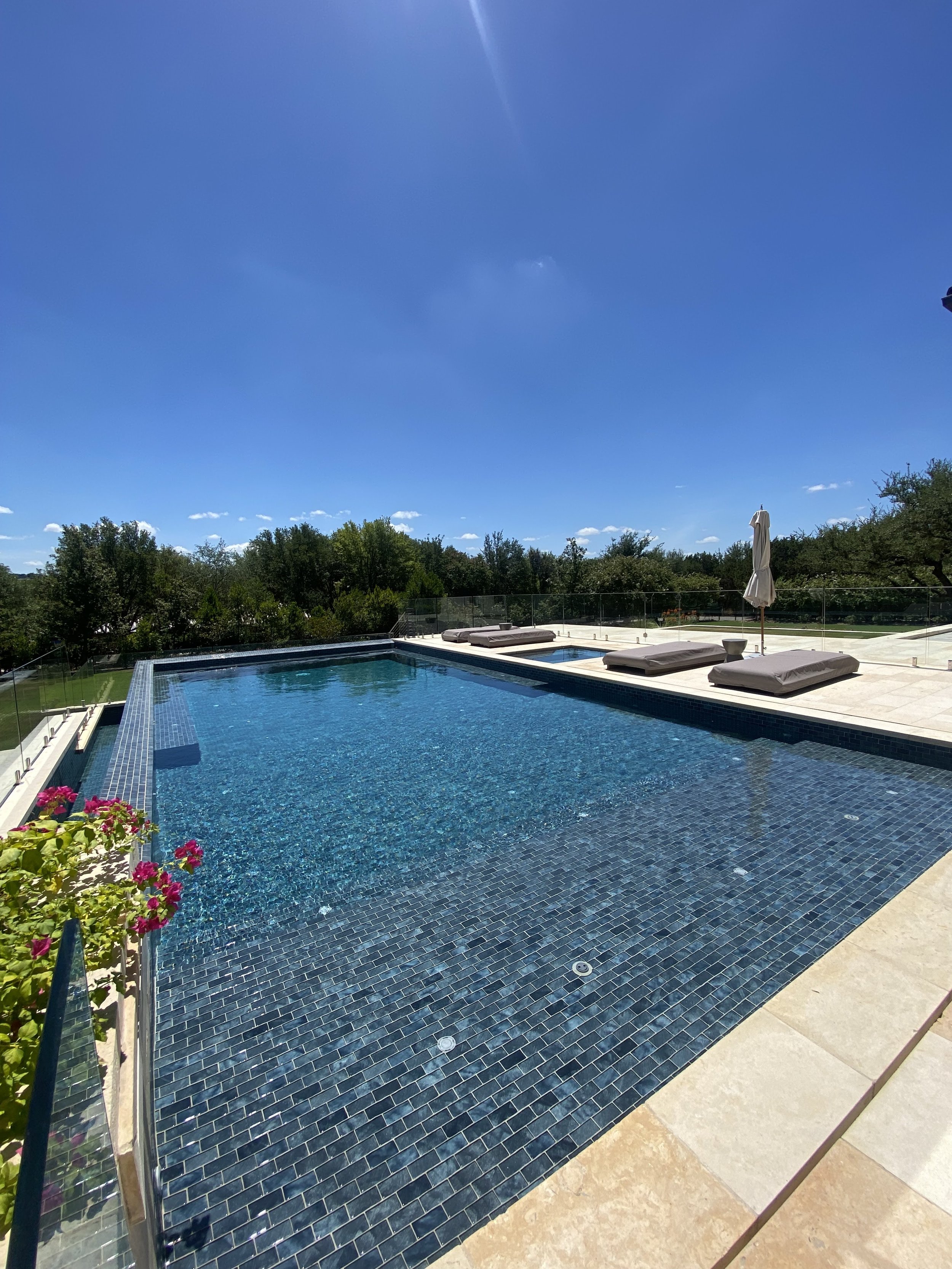 059 pool.jpg