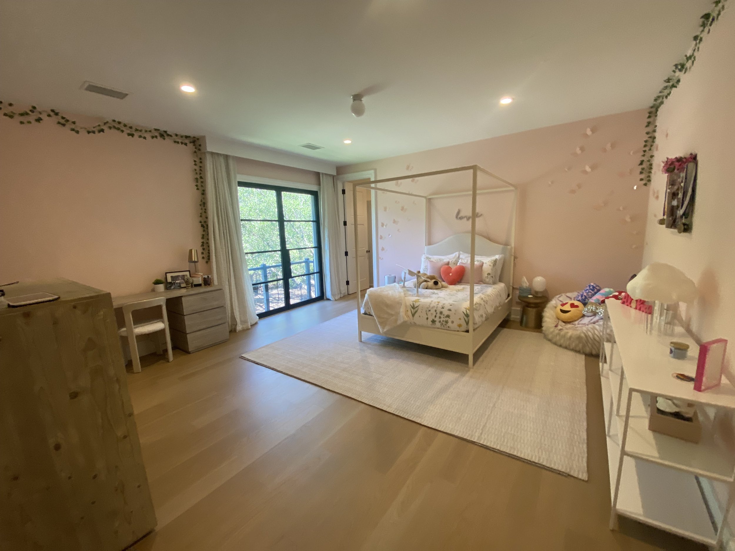 030 guest bedroom 3.jpg