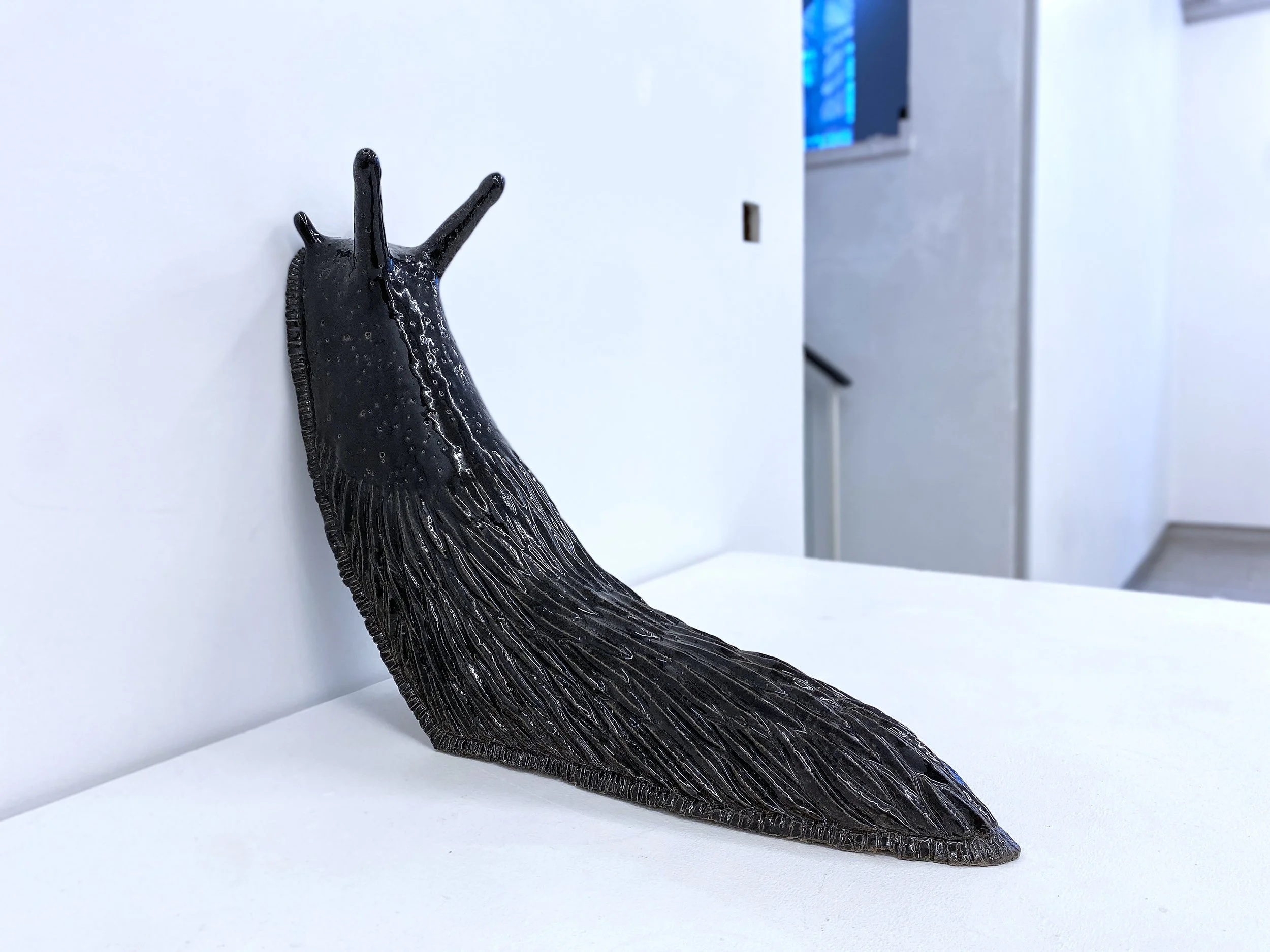 "Slug #10", 2023. Glazed ceramics. 33 x 43 x 11.4 cm