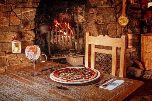 Oak Tree Restaurant Menus — The Oak Tree Inn