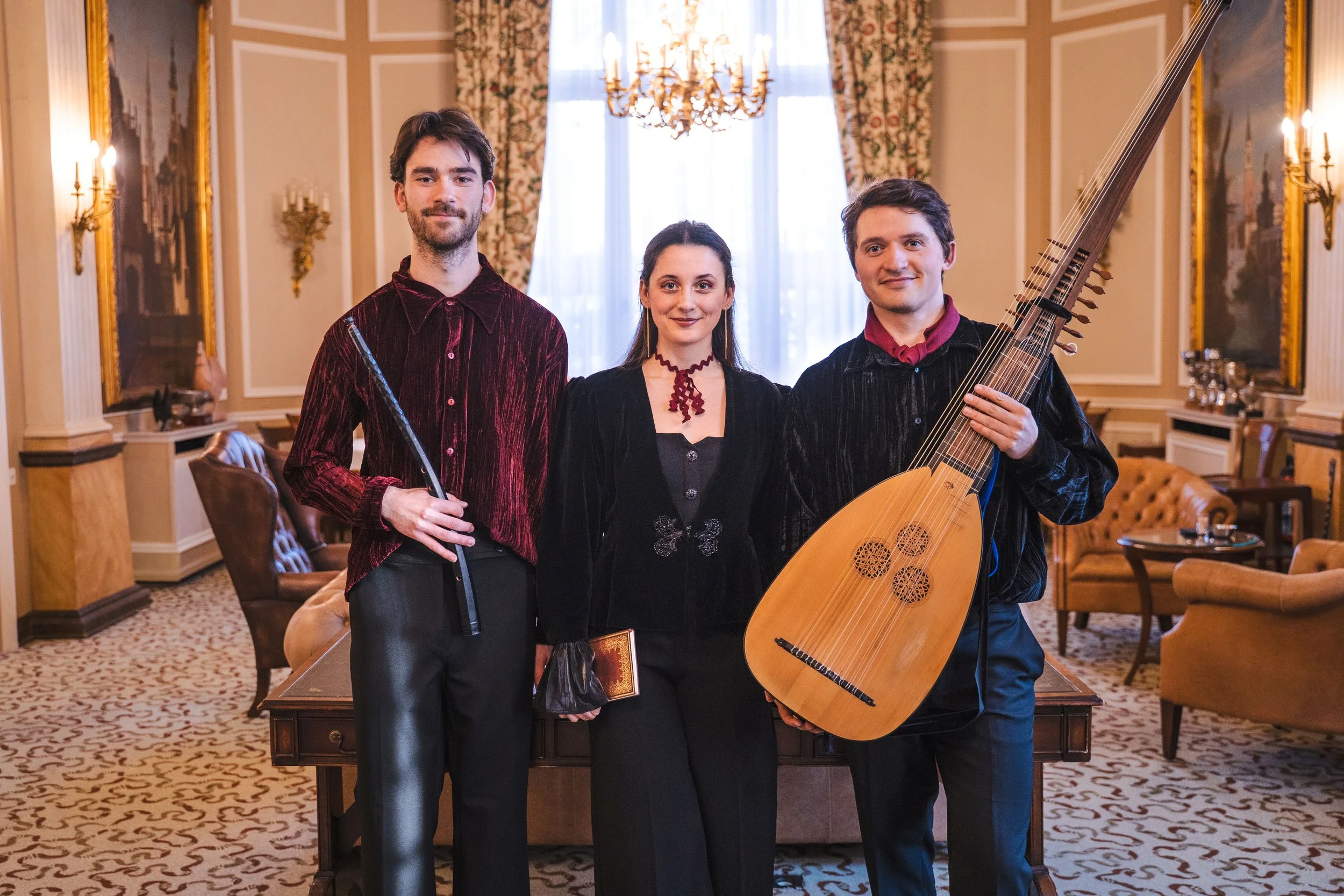 Trio Turbulences - Tussen hemel en aarde