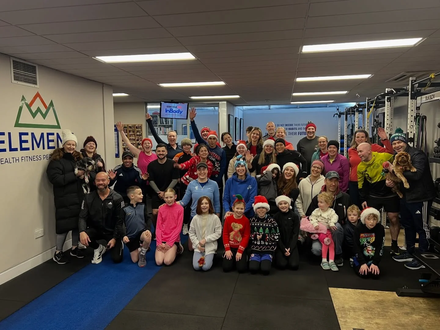 🎄First ELEMENT Santa Run 🎄

#TeamElement
#ElementHFP
#ELEMENTSanteRun