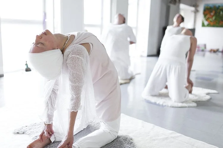 Kundalini Yoga with Sat Darshan