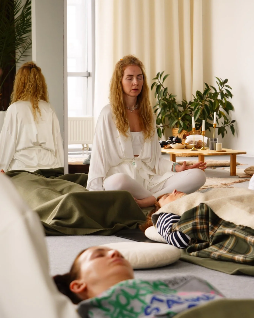 Sesión grupal de Meditative Healing