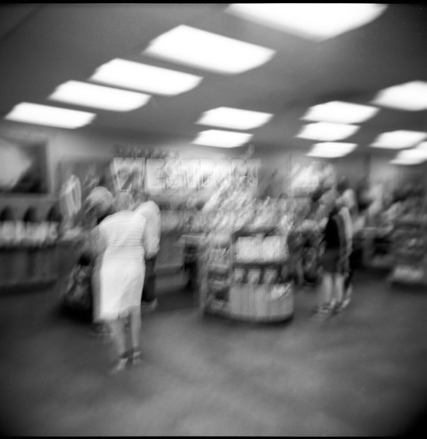 everyday abstractions: trader joe&rsquo;s 2023

#holga120 #thedailyholga #ilfordhp5 #memorycult