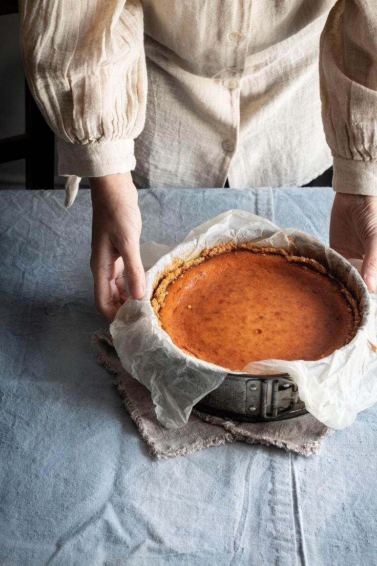 Ricotta honey and lemon cheesecake with almond and fennel seed clusters and honeycomb.jpeg