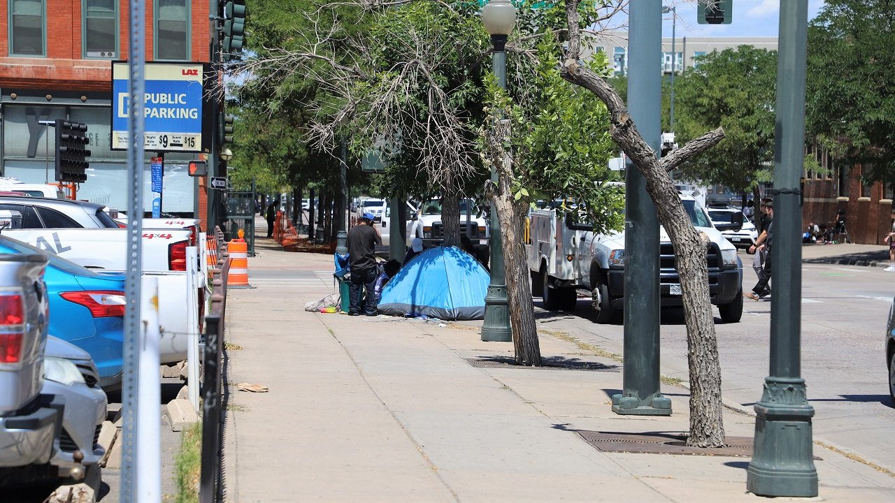 Shelters remind Coloradans to think of unhoused neighbors in extreme heat