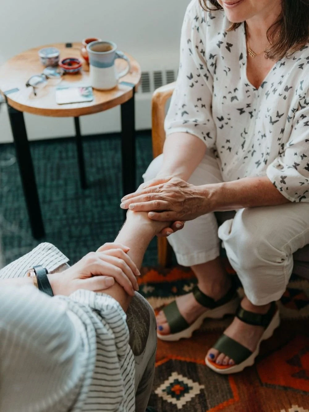 Rachel providing somatic psychotherapy