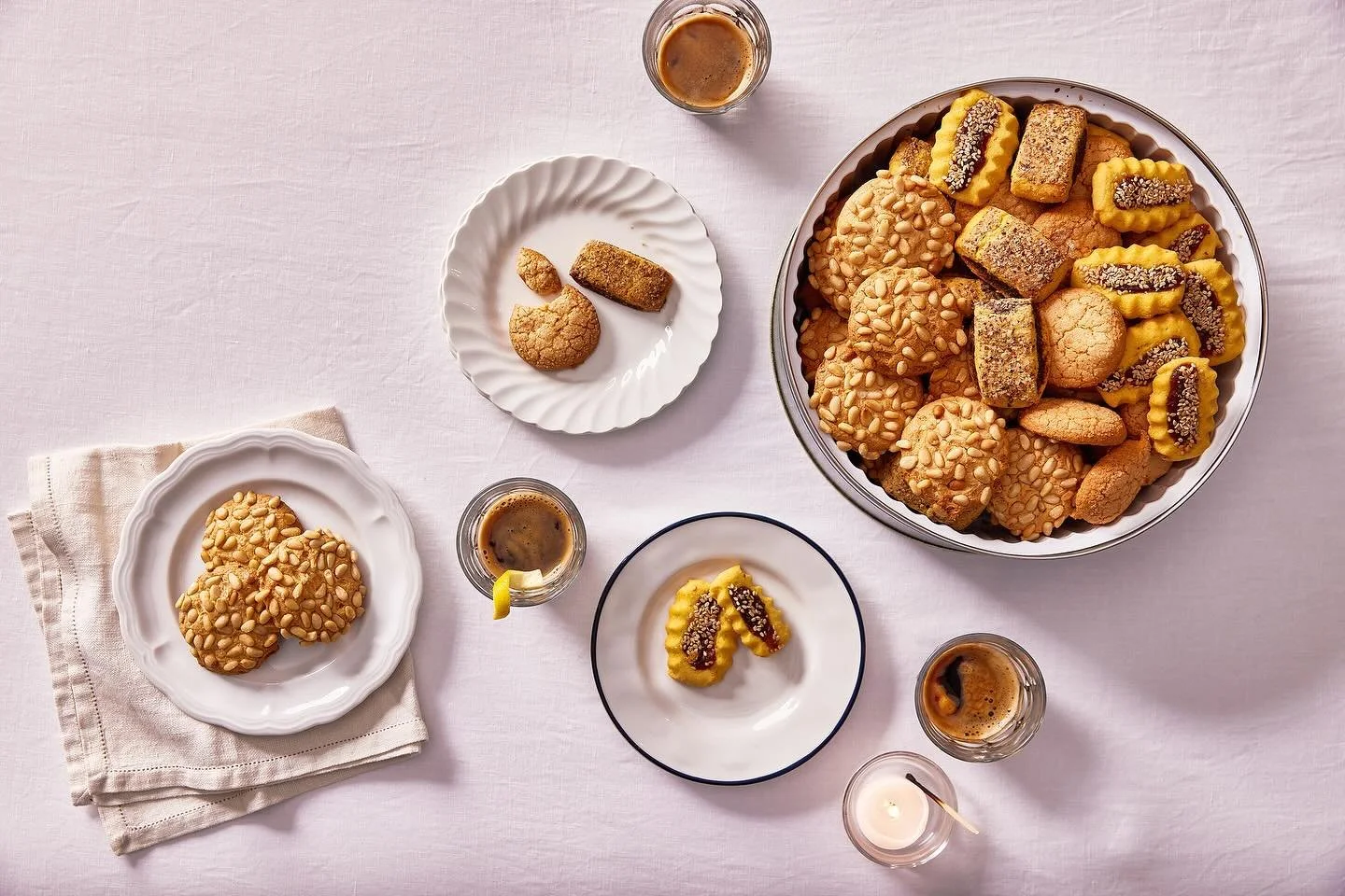 Your Thanksgiving dessert table can still look this good, near or far. Grab the Isgro cookie tin of your choice through @goldbelly and let the feasting begin!

#thanksgiving #thanksgivingdessert #cookies #italiancookies #cookietins #goldbelly #nation