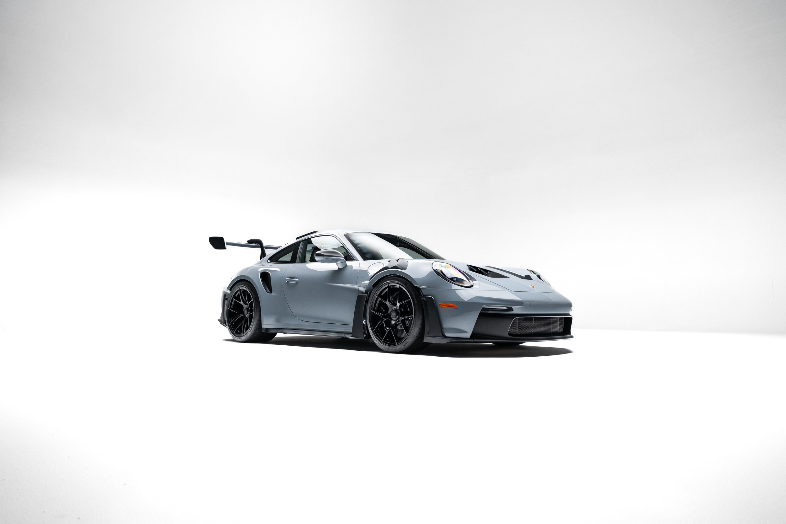 2025 Porsche 911 GT3 RS Weissach Sells On BaT for $422,000