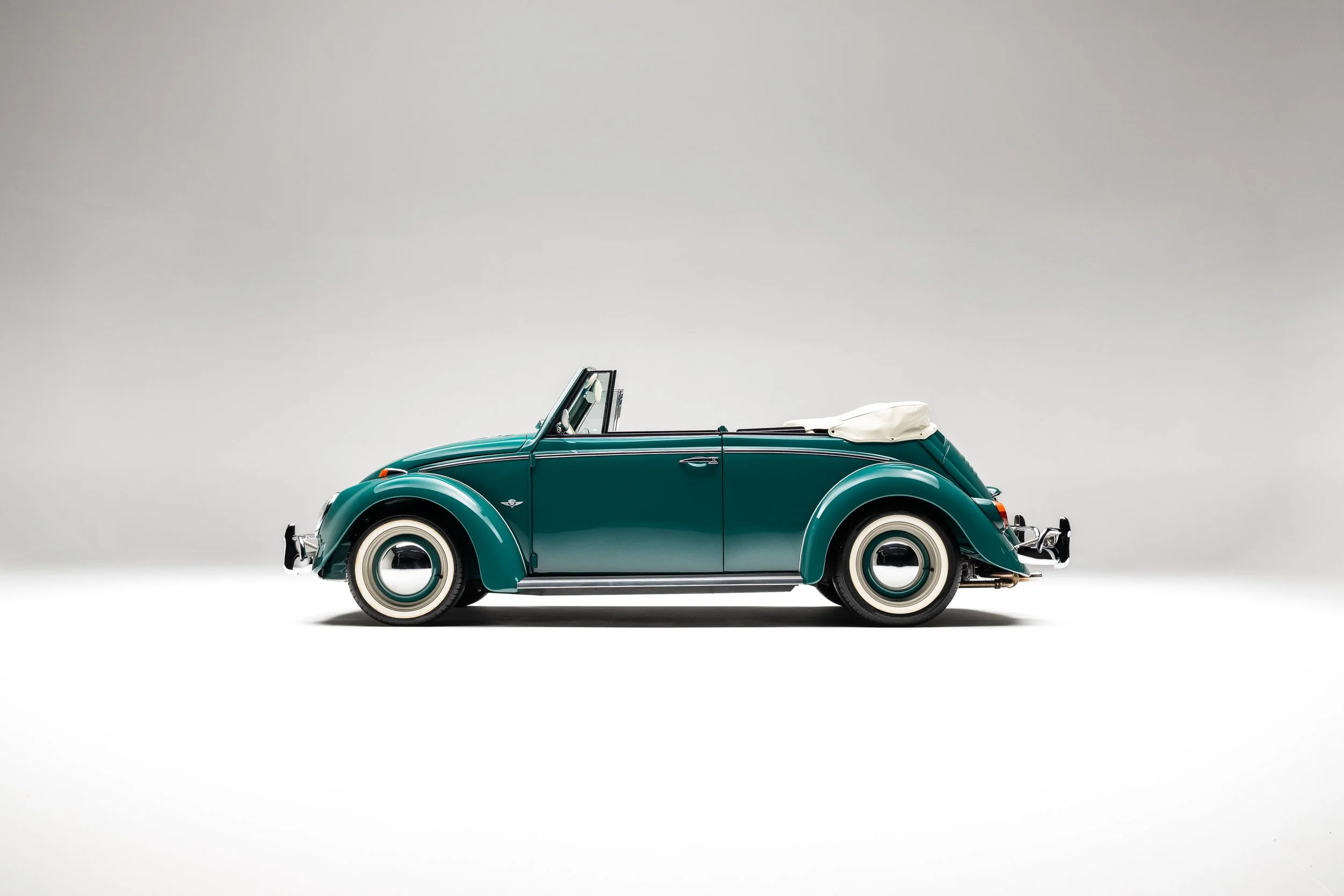 A Brazilian-Refurbished 1964 Volkswagen Beetle Convertible Comes to Bring a Trailer