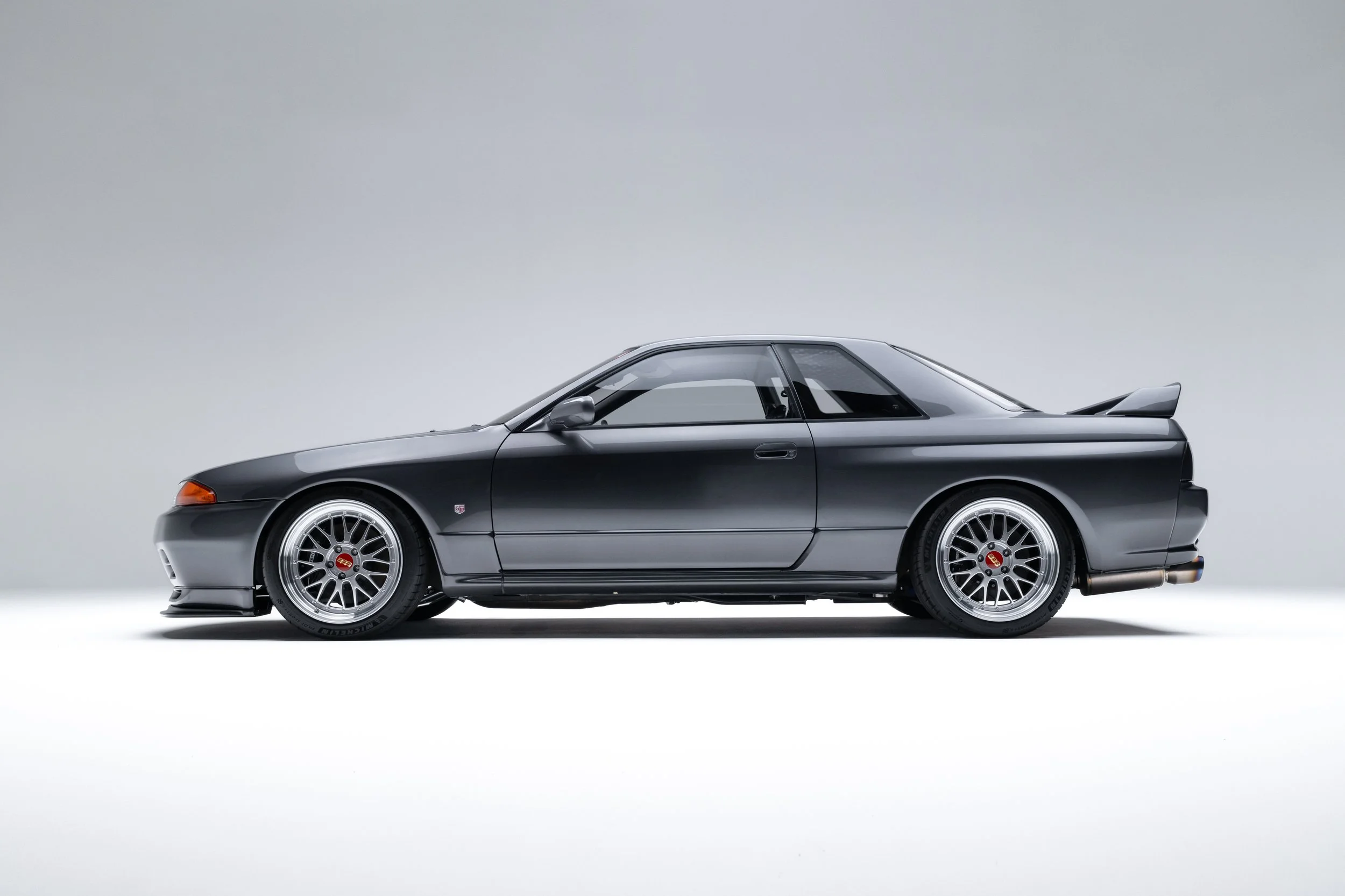 04-10-25 - R32 GTR (GRAY) -WEBRES-3.jpg