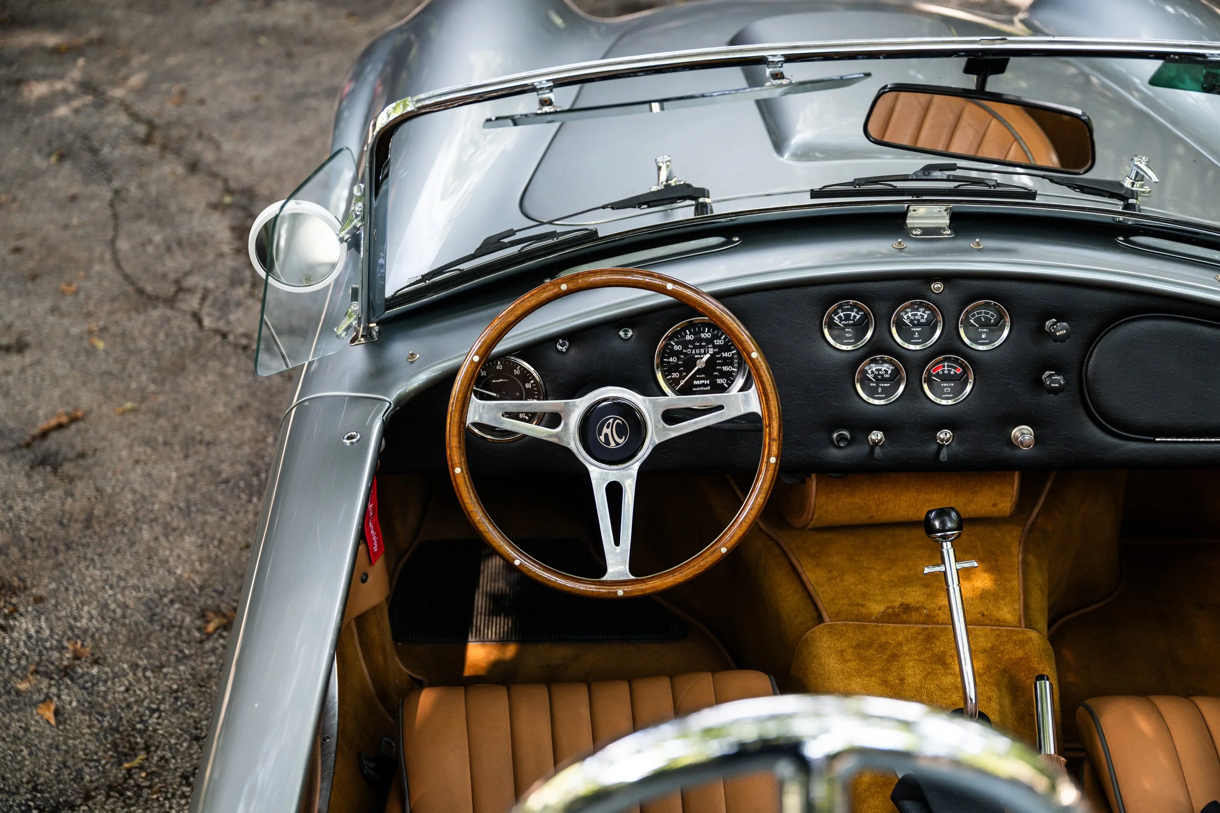 The interior of the Autokraft Cobra AKL1406