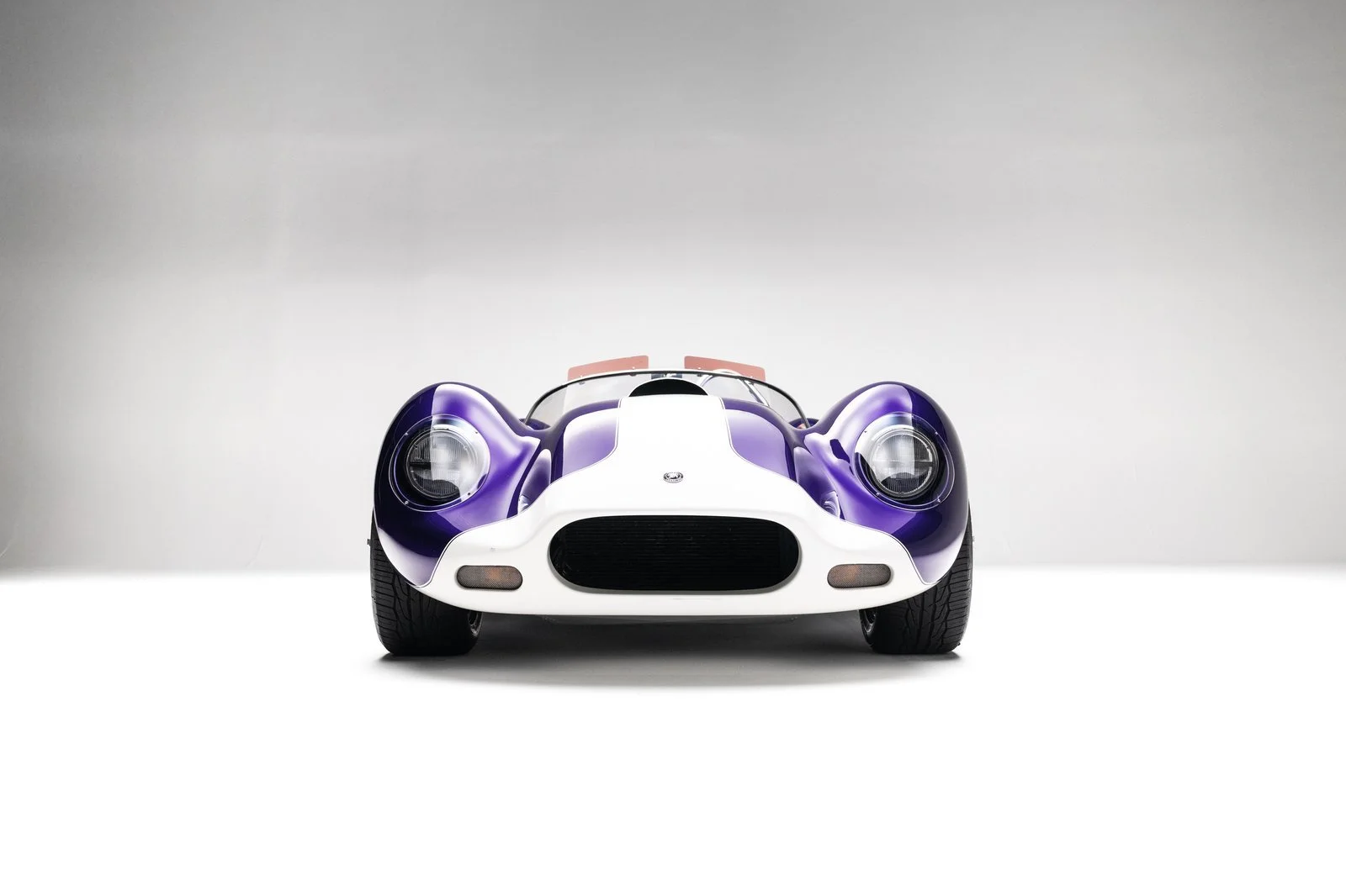 Lister Knobbly Re-Creation in Royal Plum with white center stripe, front view