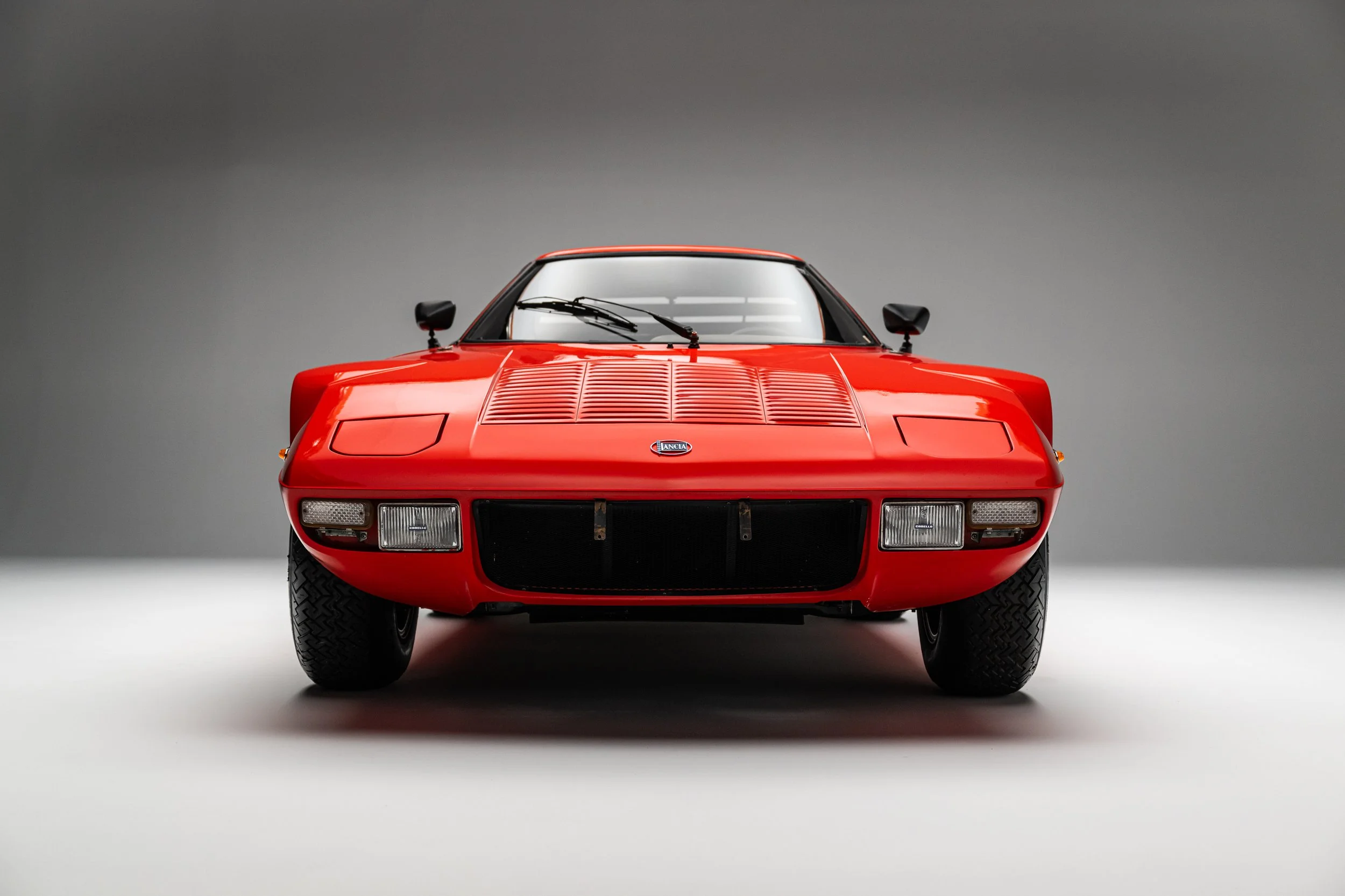 014-7JC9_3507Stratos-WebRes.jpg