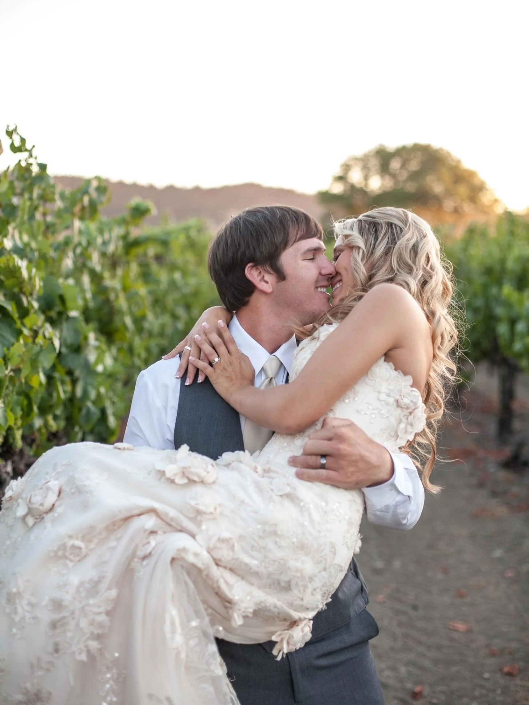 I think the best way to get images at weddings is to let people just be themselves. With so much planning and stress on your special day, I feel the moment you get in front of that camera you should be able to drop those walls and just enjoy the mome