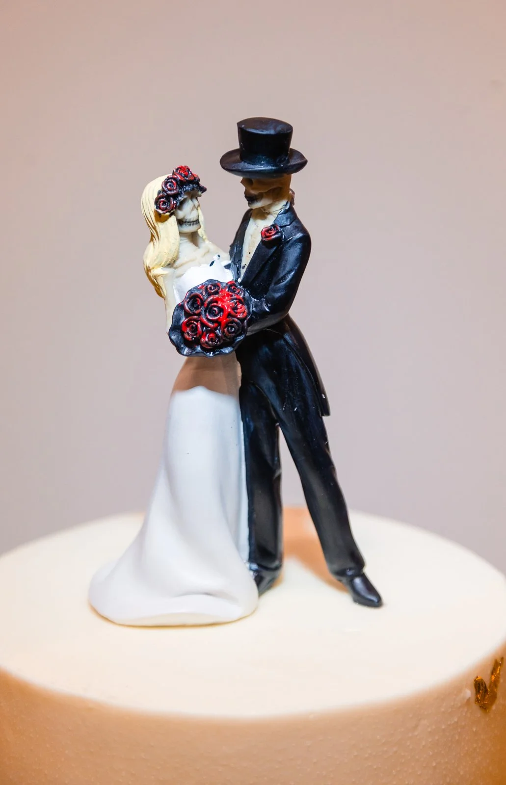 alternative-rocknroll-pink-ucla-wedding-6209.jpg