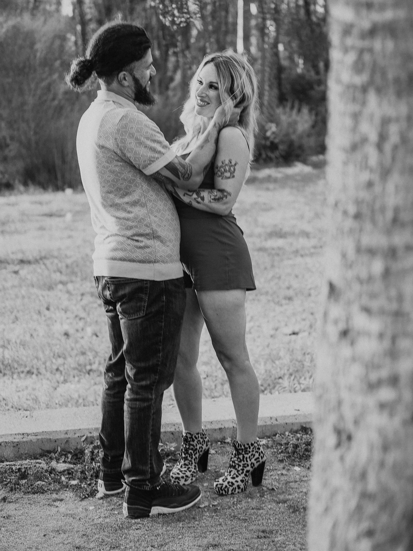 echo-park-engagement-photoshoot-23.jpg