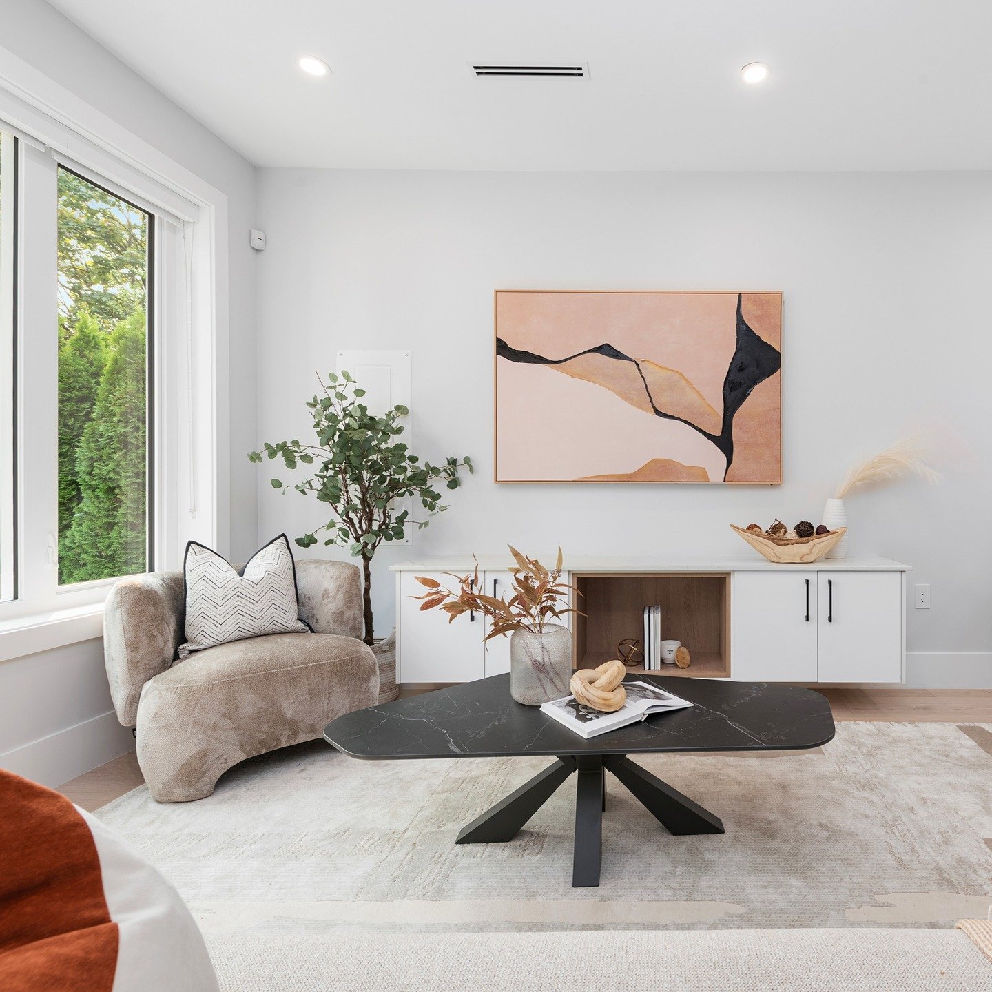 I ran into a client last week at @tallshadowbakery . He said to me - "You're rocking the micro moves!"

I looked at him with a bit of bewilderment &amp; he replied, "Look at all of these small moves you're facilitating."

He wasn'