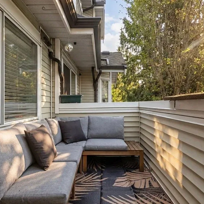 I'm really behind on my posting but I'm so happy for a first time buyer that gets to call this 2 bedroom + den off The Drive home very soon. 

We'd been searching for a few months. When this popped up she knew it was somewhere she could see herself l