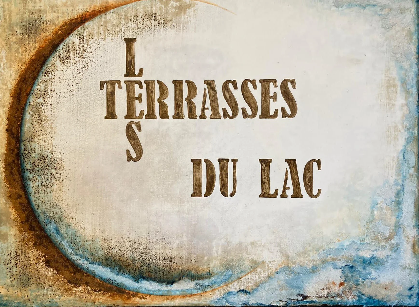 Les Terrasses du Lac gîte doucier Jura.jpg