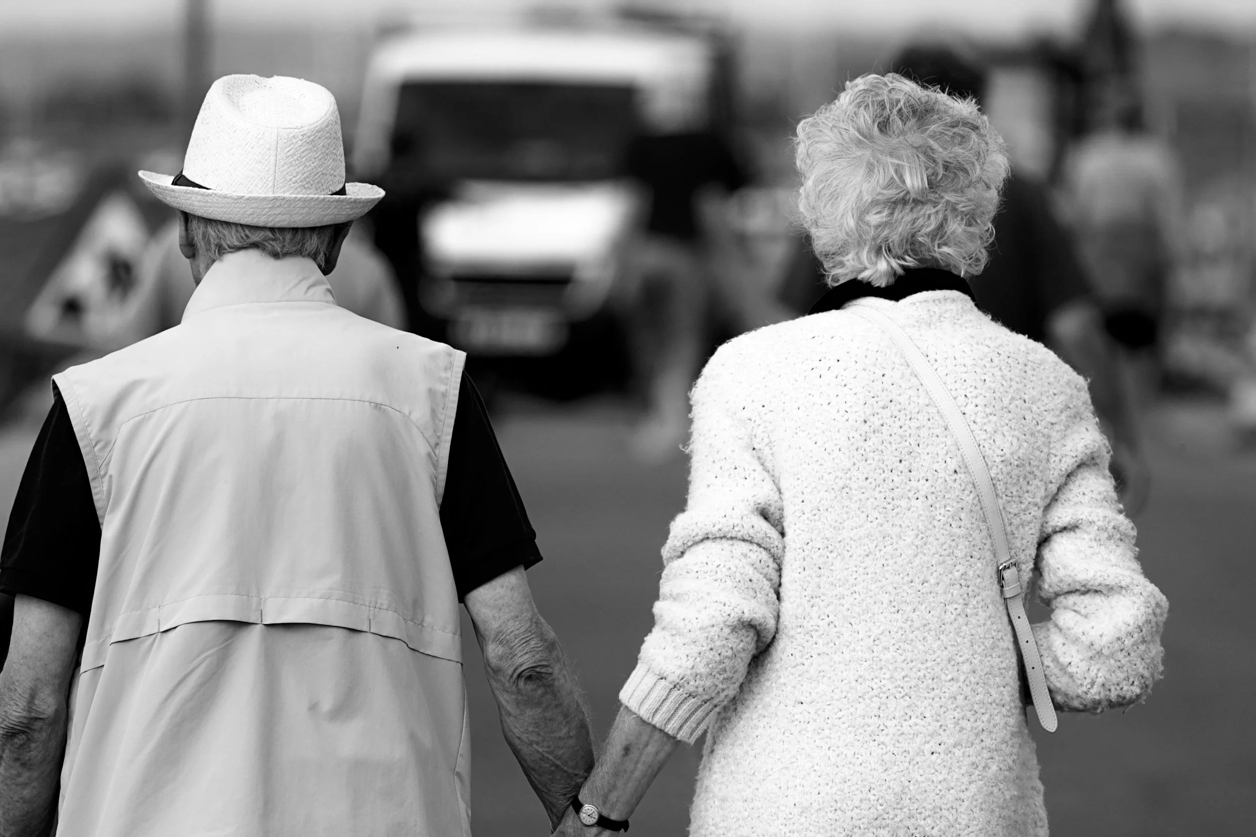 Redefining Intimacy: How a Sex Therapist Can Help Couples Navigate Chronic Illness and Pain