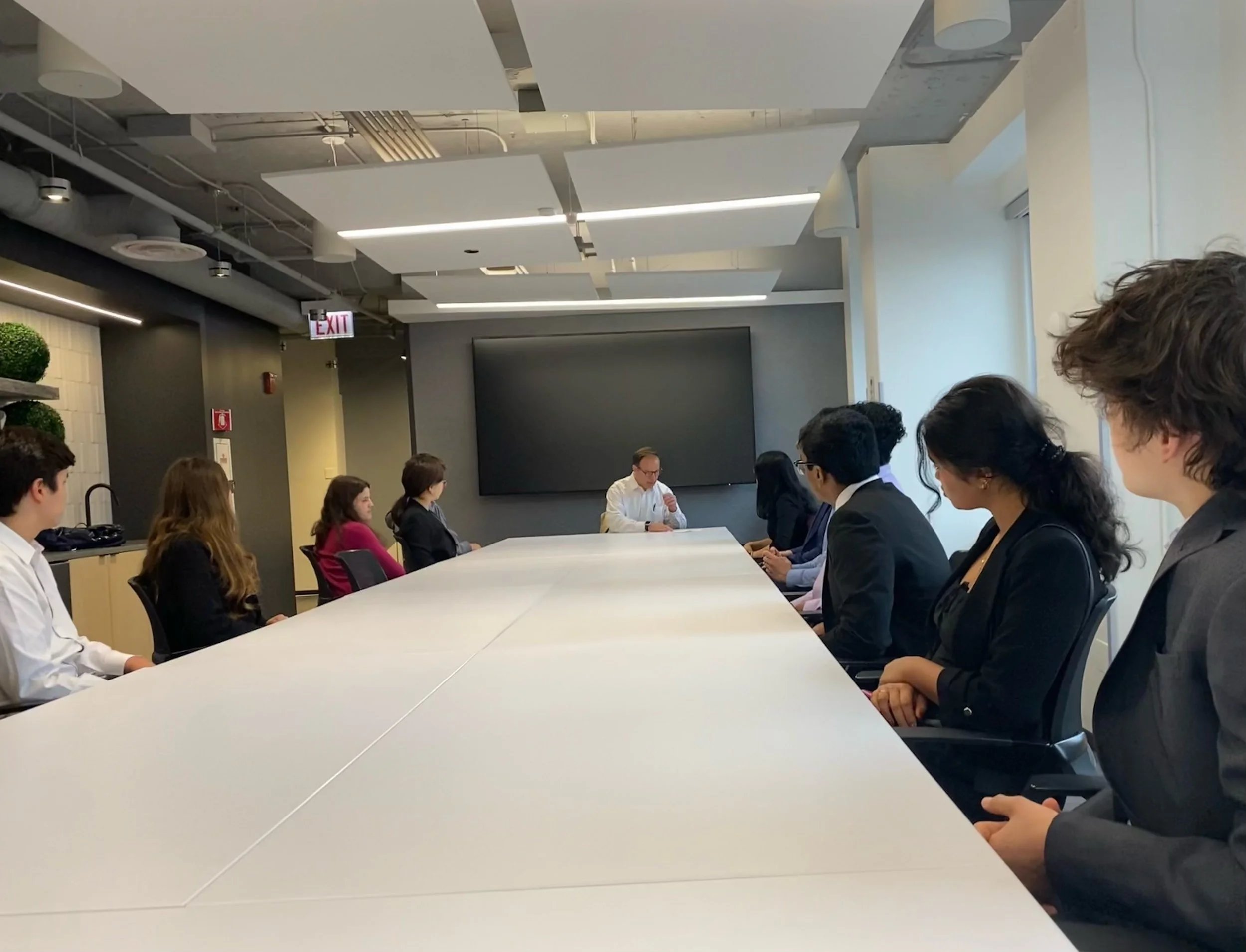 Junior Economic Club of Chicago— A Unique Perspective on Wealth ...