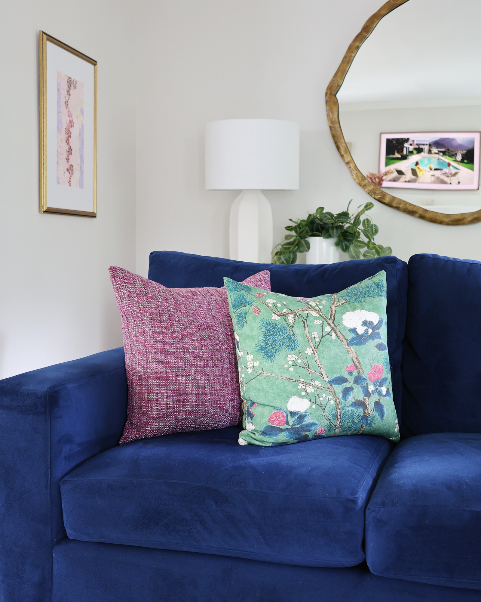 WALNUT FAMILY ROOM
