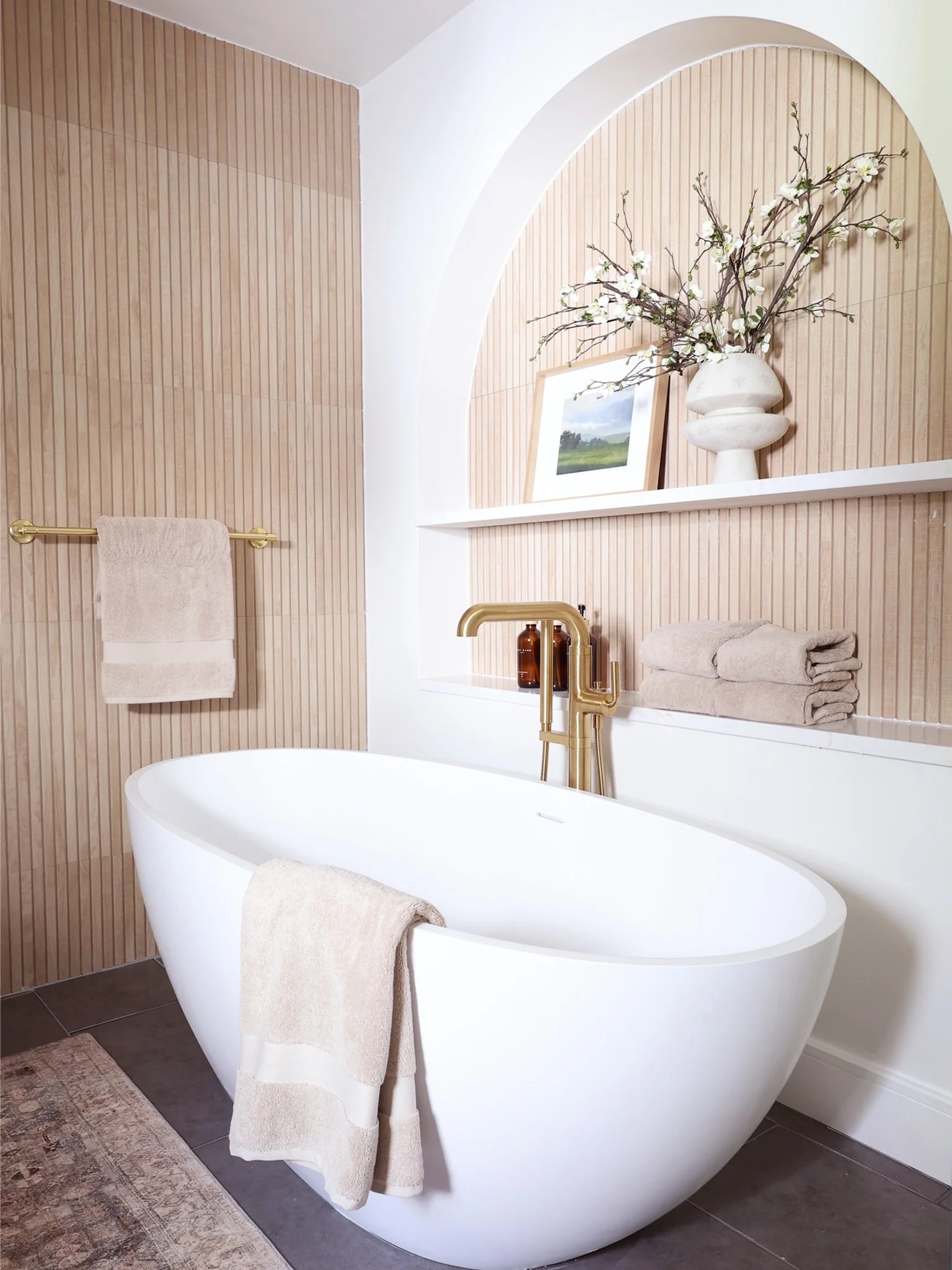 ESSEX FELLS BATHROOM
