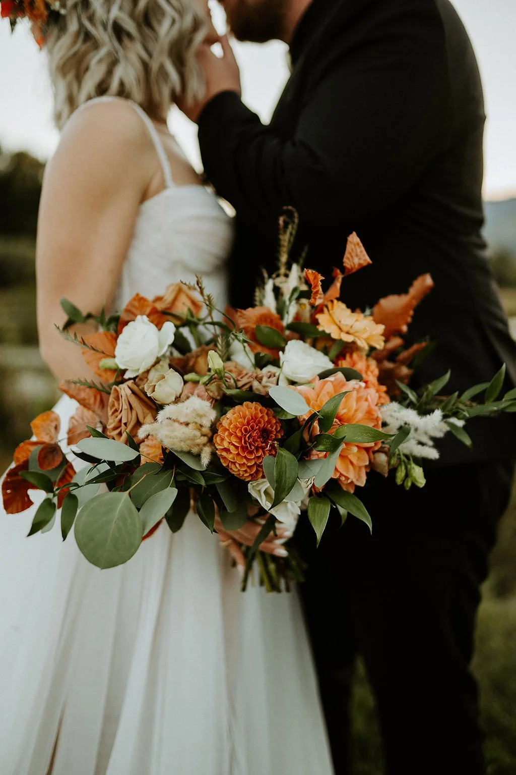 romantic autumn bouquet with dahlias and eucalyptus image name: boise-wedding-florist-865