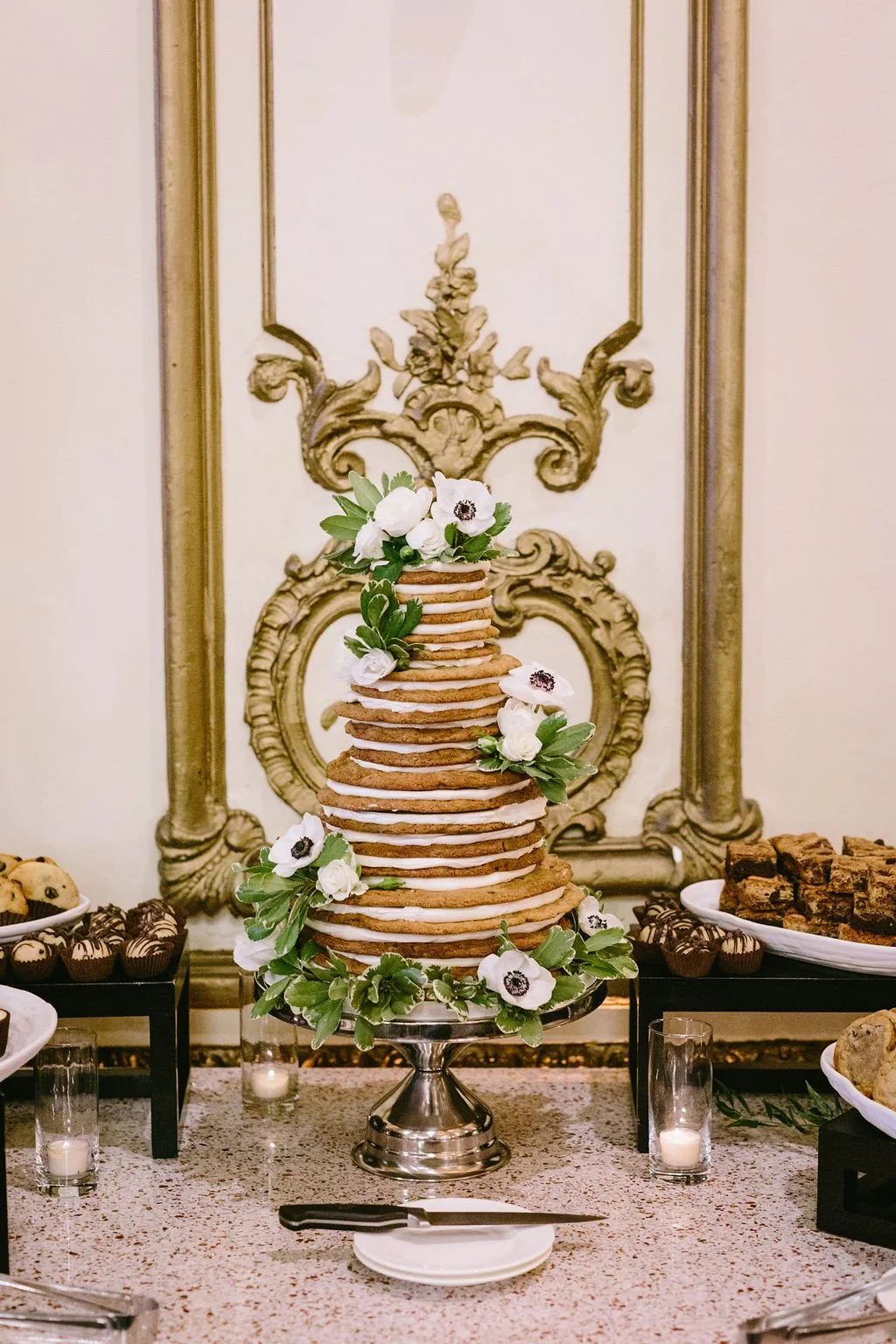 Naked wedding cake white anemones dessert bar San Francisco CA. Image name: wedding-florist-boise-69