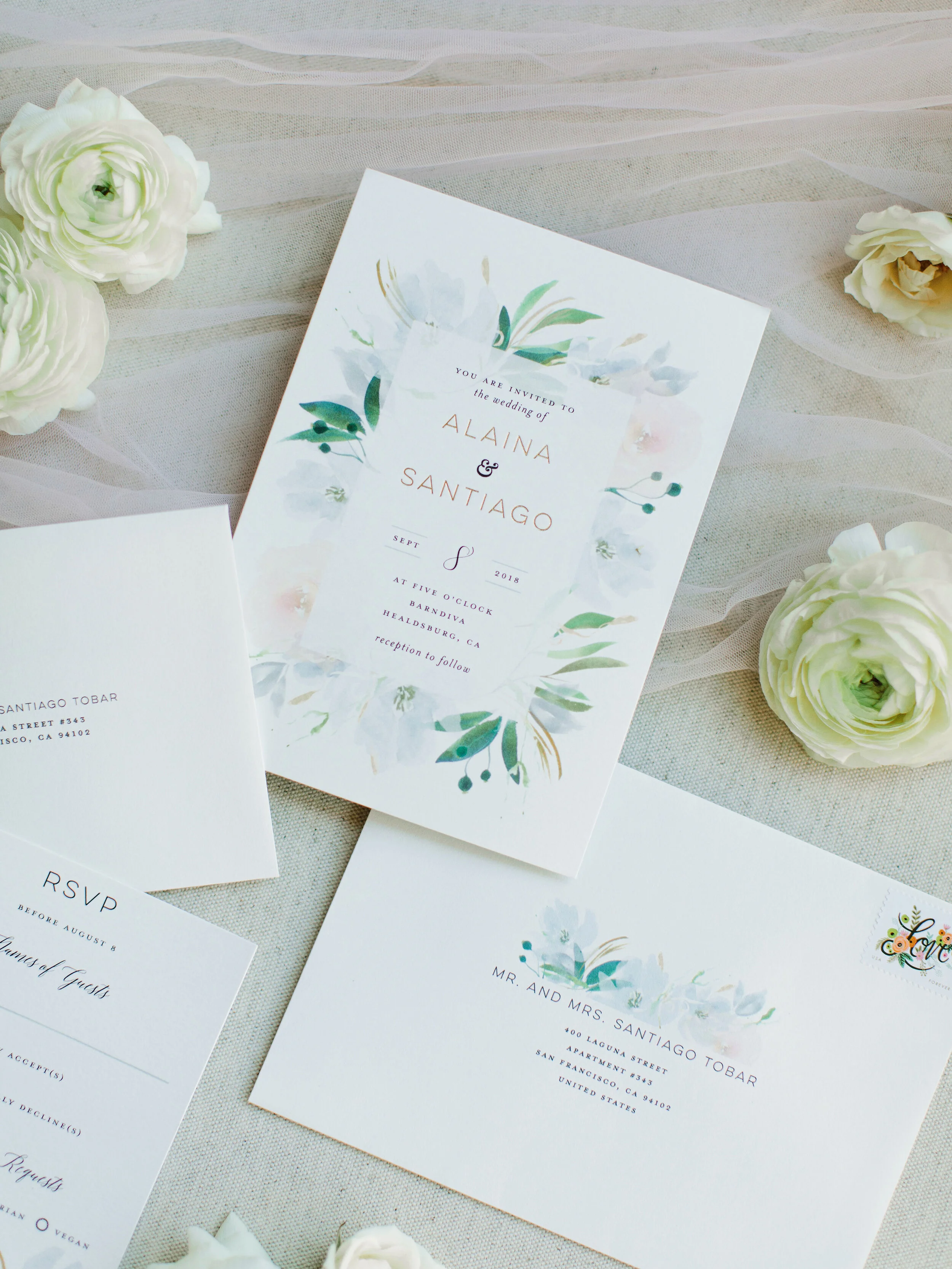 Wedding invitations for Sonoma County wedding white roses image name: wedding-florist-boise-759
