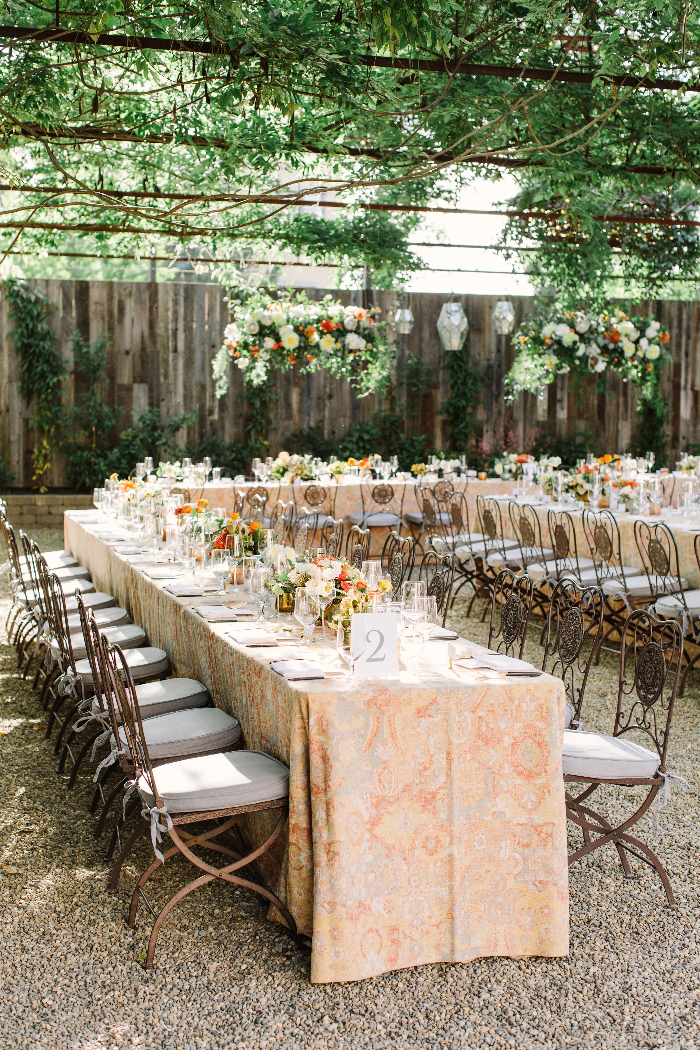 Outdoor reception for Sonoma County, CA wedding San Francisco image name: wedding-florist-boise-772