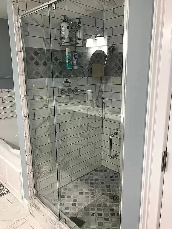 Bathroom 2.jpg
