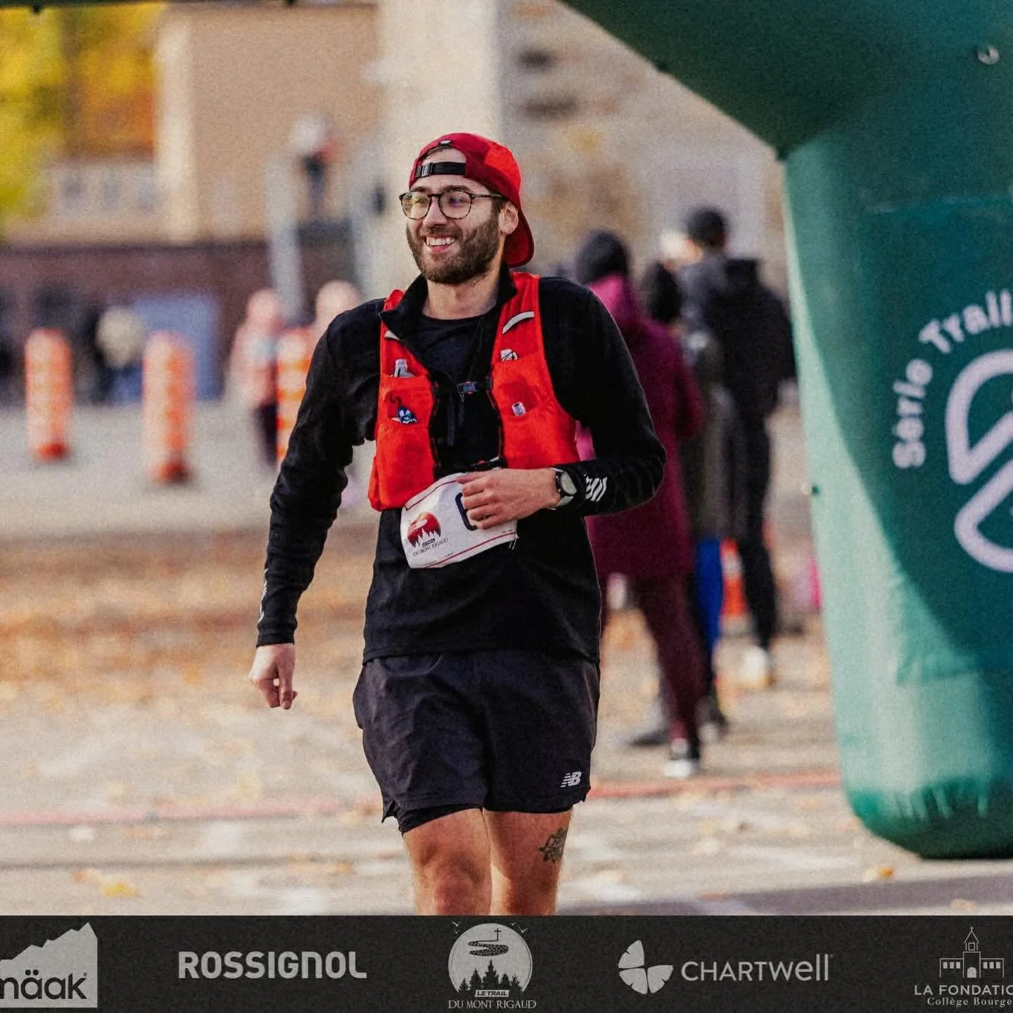 Bienvenue &agrave; @carl_93_ qui int&egrave;gre notre &eacute;quipe de coach de course! 🔥

Il donnera 2 cours &agrave; Mascouche : TRAIL (performance) et ROUTE (progression) d&egrave;s ce printemps ! 🤓🌱

R&eacute;cemment dipl&ocirc;m&eacute; d&rsq