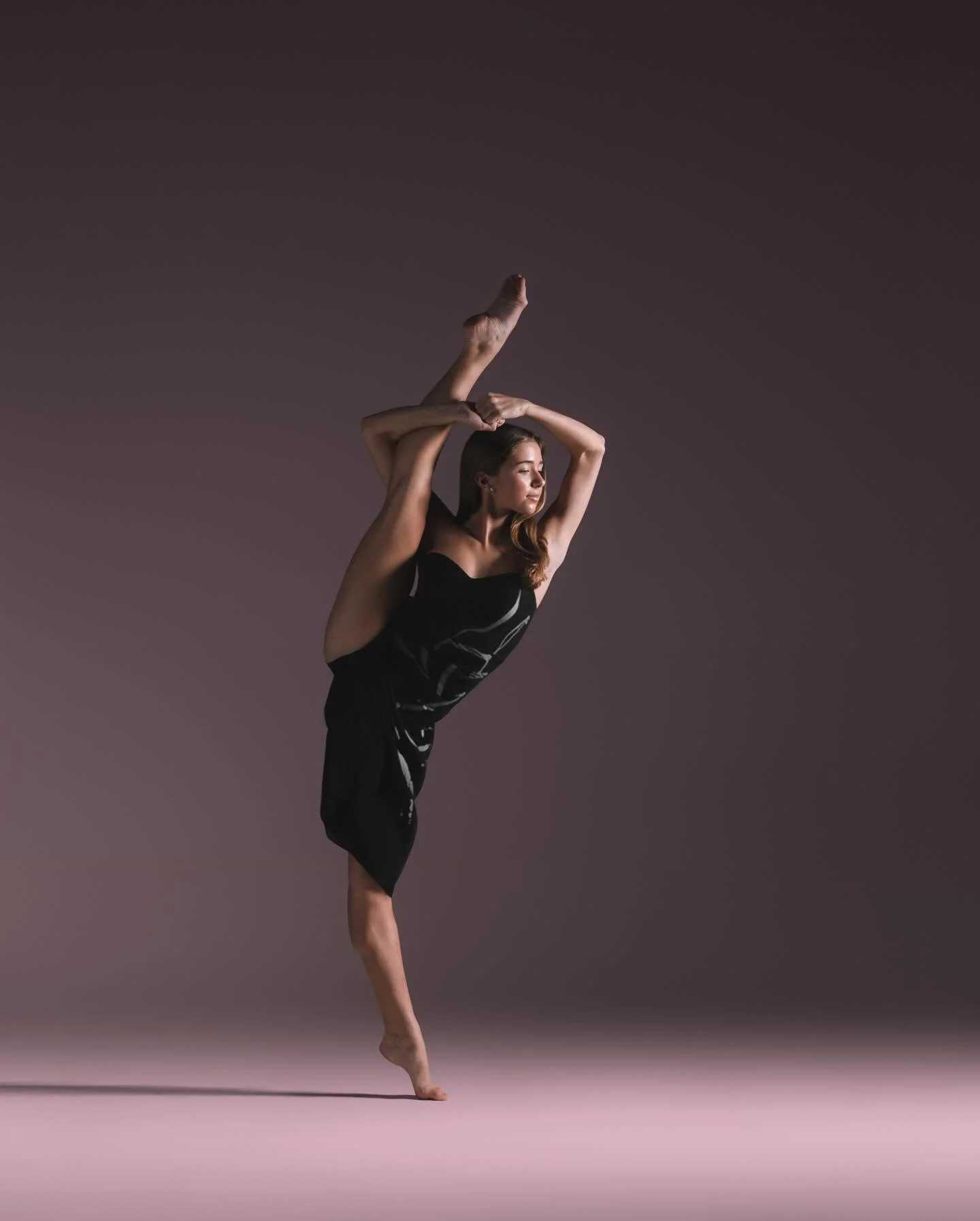 &ldquo;Talent is common. Discipline is not.&rdquo;
&bull;
&bull;
&bull;
#dance #dancer #dancephotography #dancephotographer #photoshoot