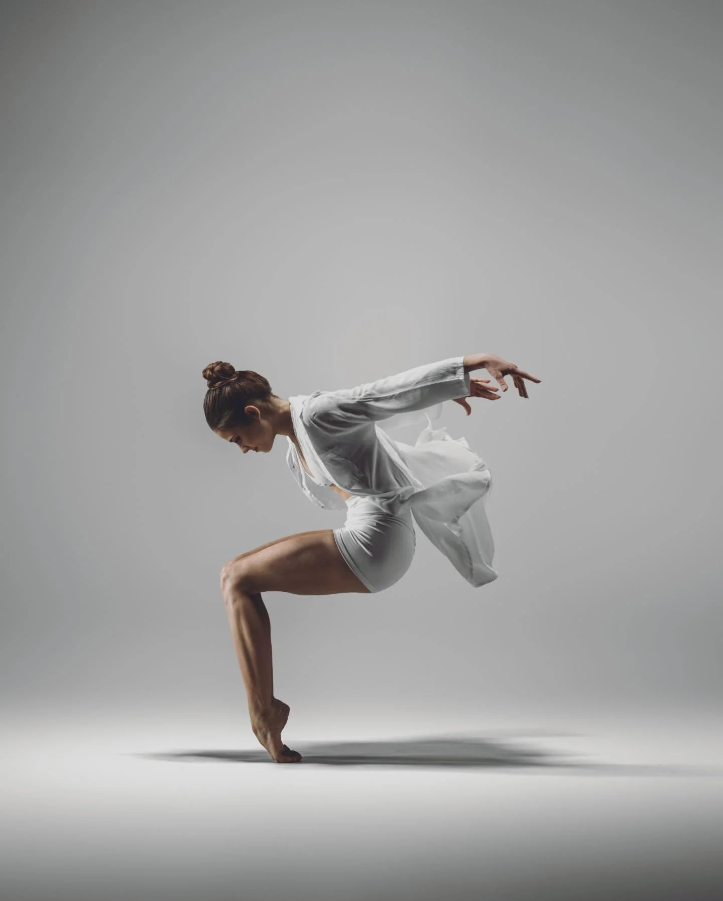 &ldquo;Clarity sharpens everything.&rdquo;
&bull;
&bull;
&bull;
#dance #dancephotography #dancer #photoshoot