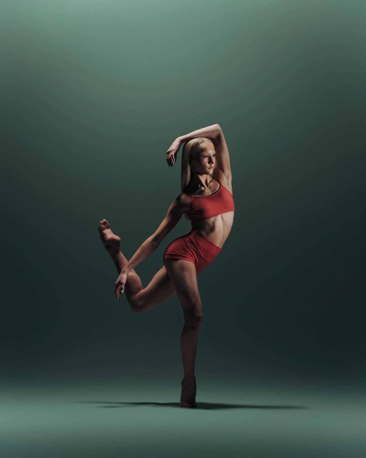 &ldquo;Built in silence. Seen in the light.&rdquo;
&bull;
&bull;
&bull;
#dance #dancer #dancephotography #dancephotographer