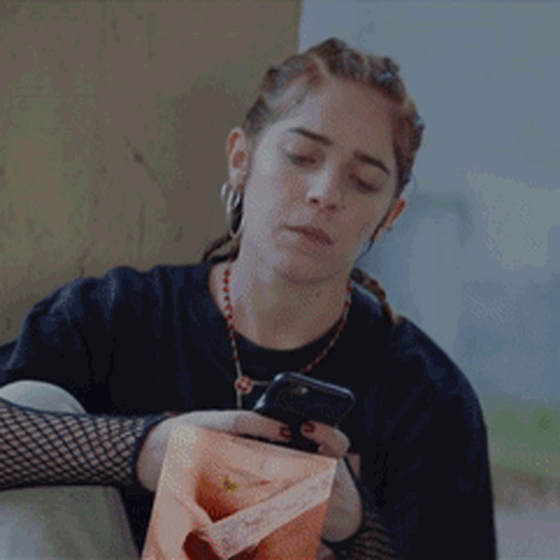 SAMtease.gif
