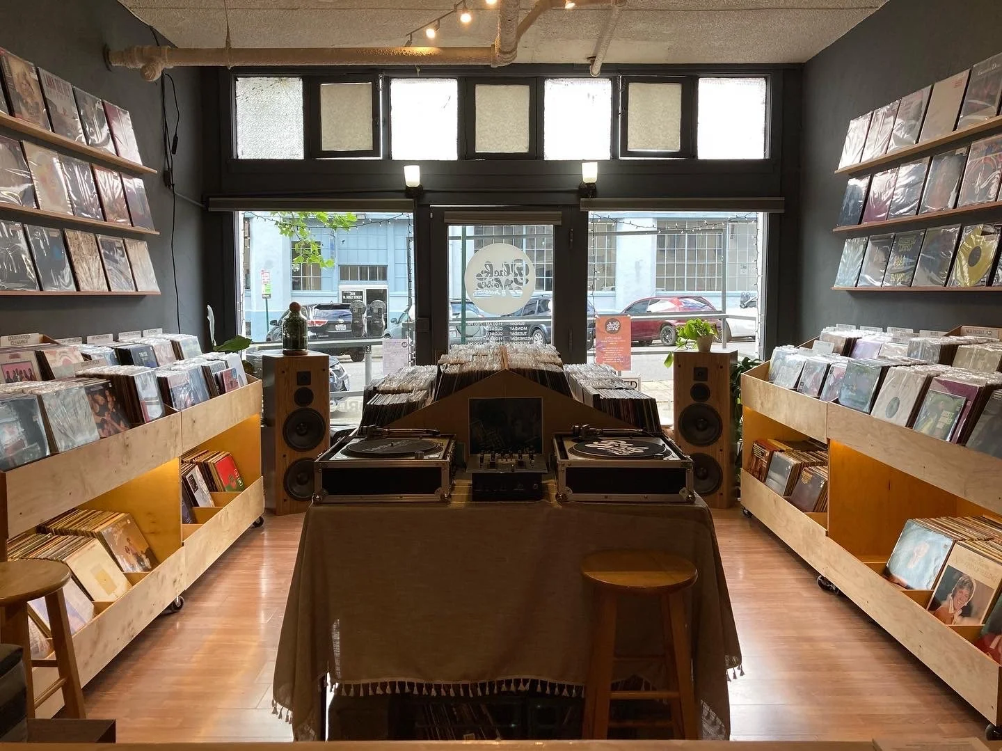 Black Noise Records BUY SELL TRADE Vinyl & Cassettes